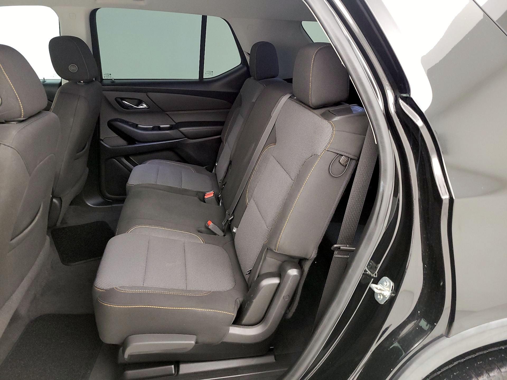 Thumbnail: 2020 Chevrolet Traverse - 19