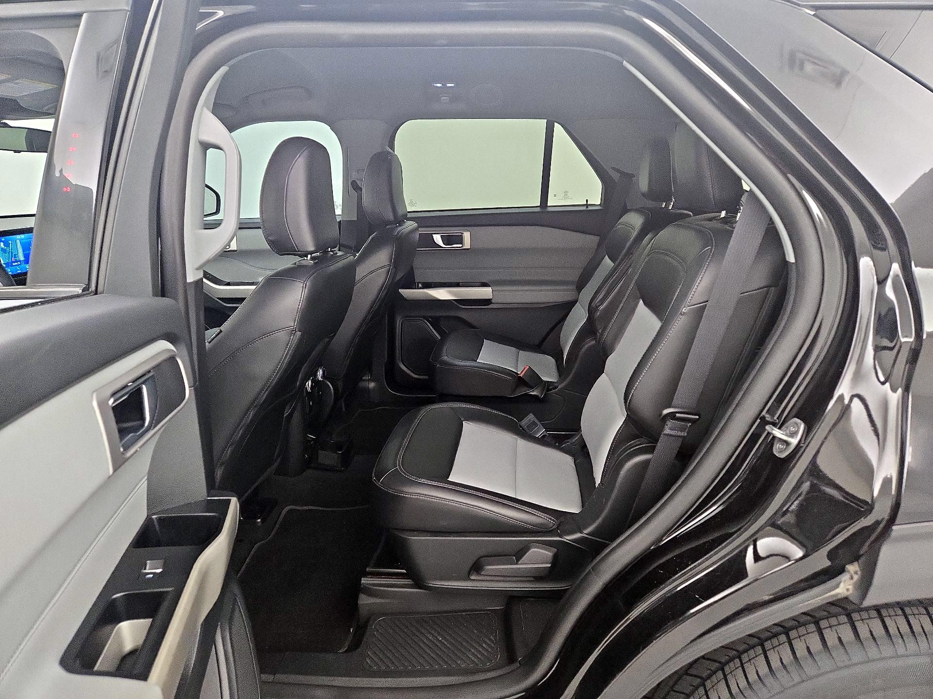 Thumbnail: 2022 Ford Explorer - 19