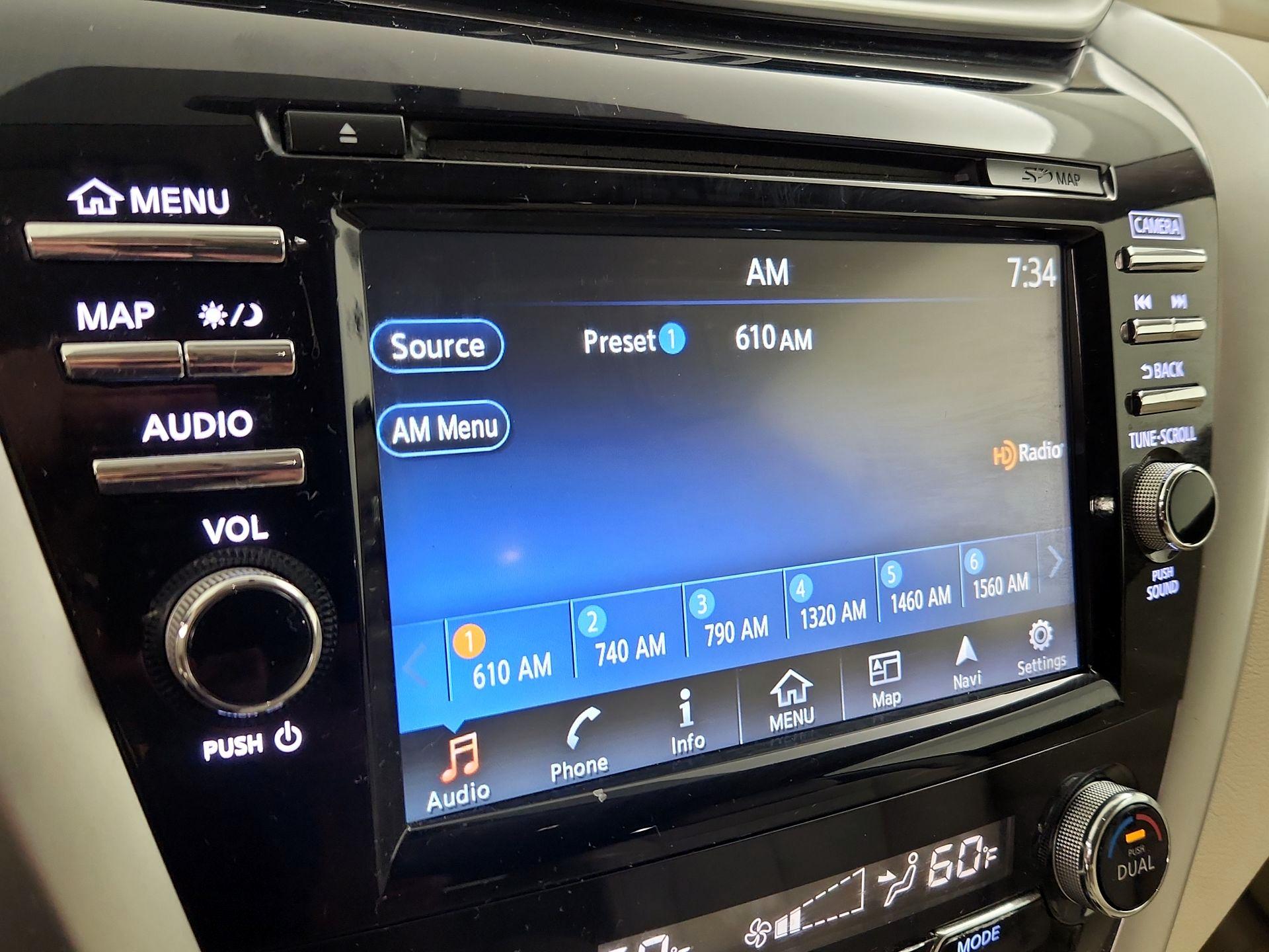 Thumbnail: 2015 Nissan Murano - 16