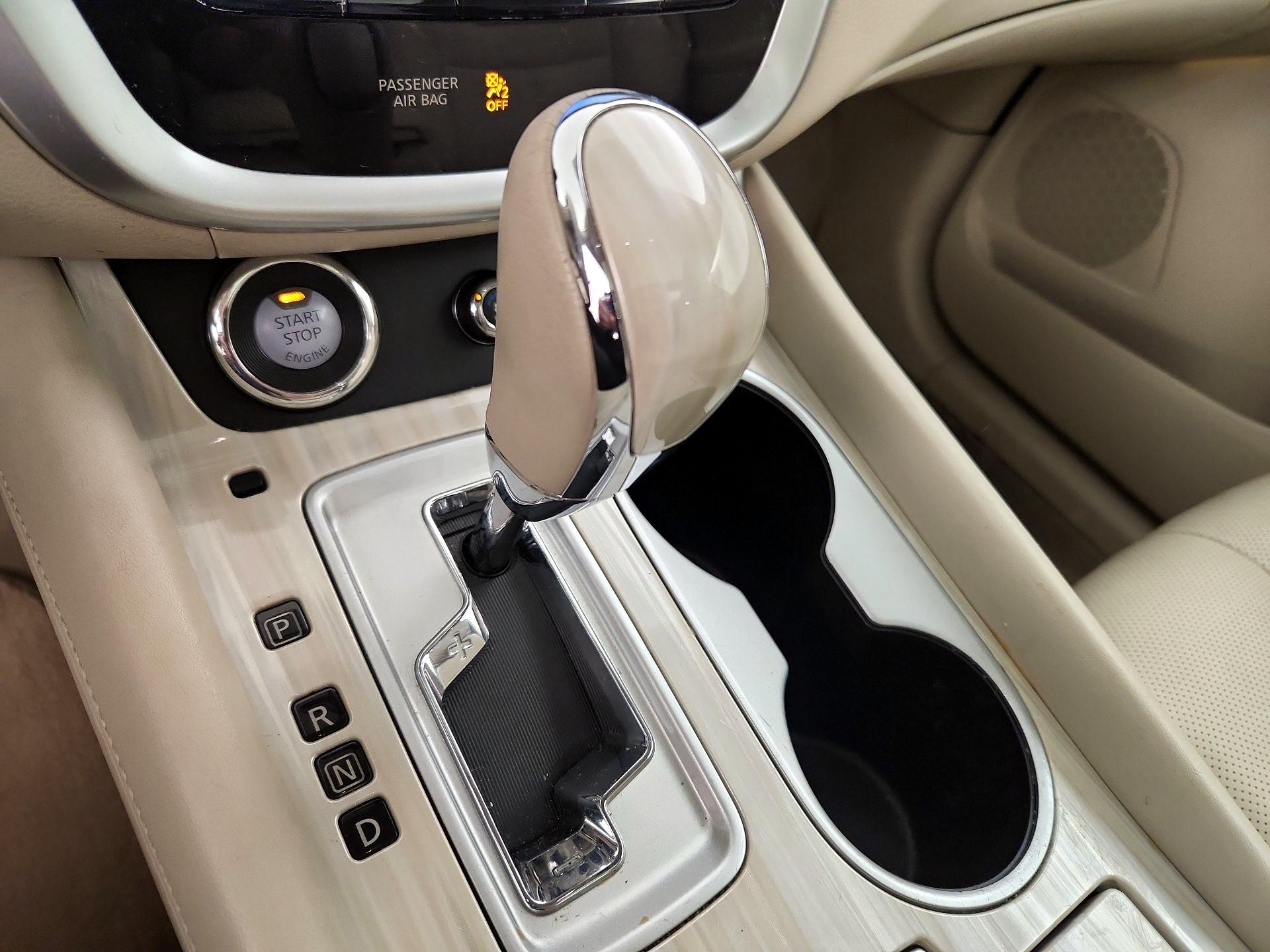 Thumbnail: 2015 Nissan Murano - 18