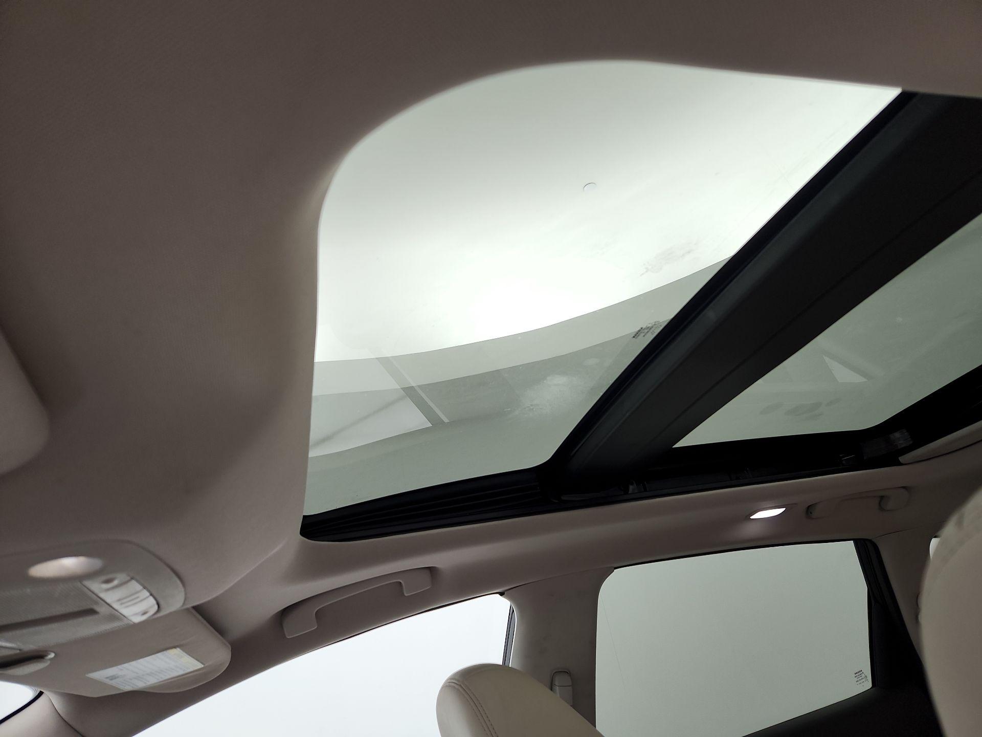 Thumbnail: 2015 Nissan Murano - 20