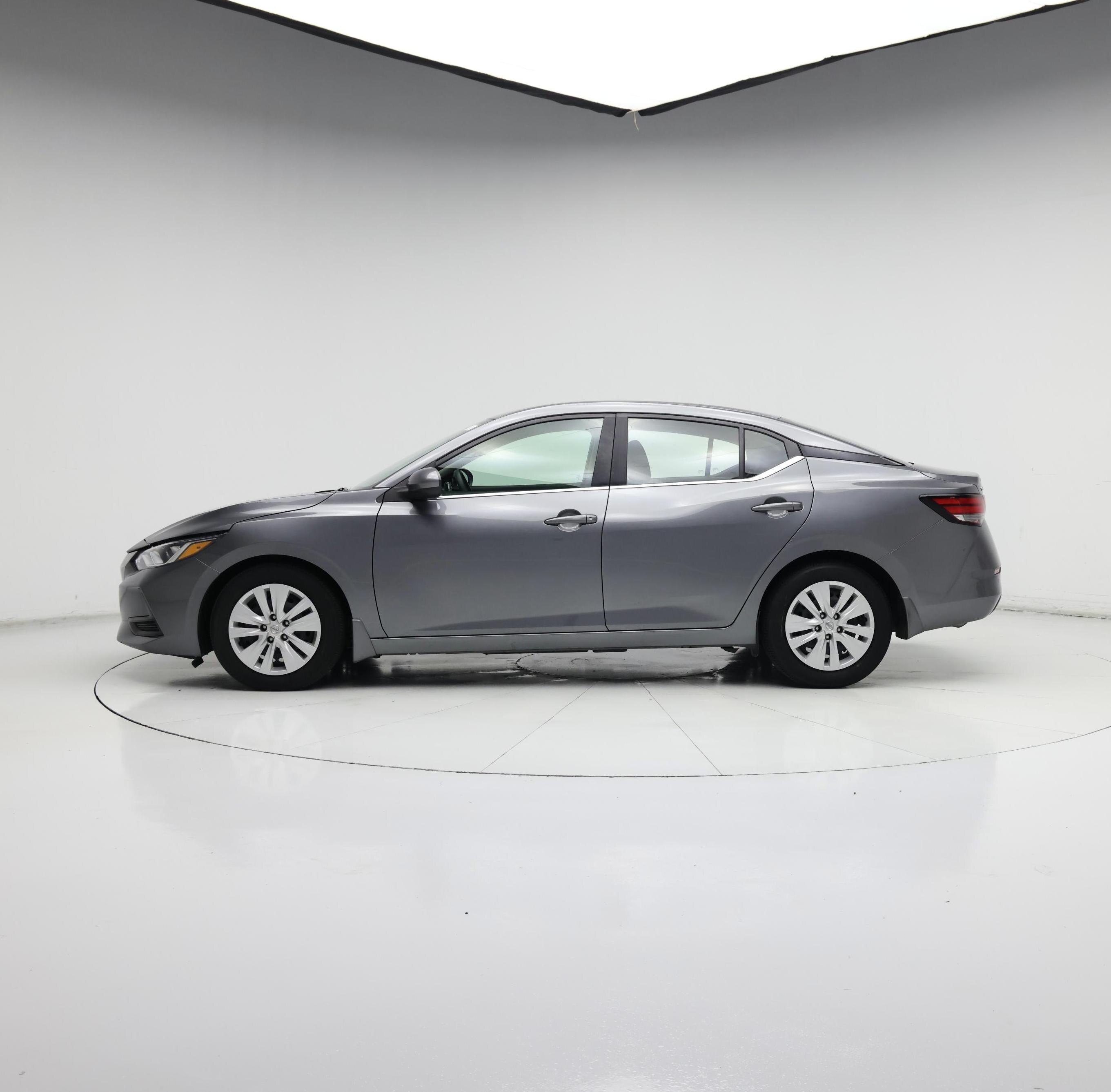 Thumbnail: 2023 Nissan Sentra - 3
