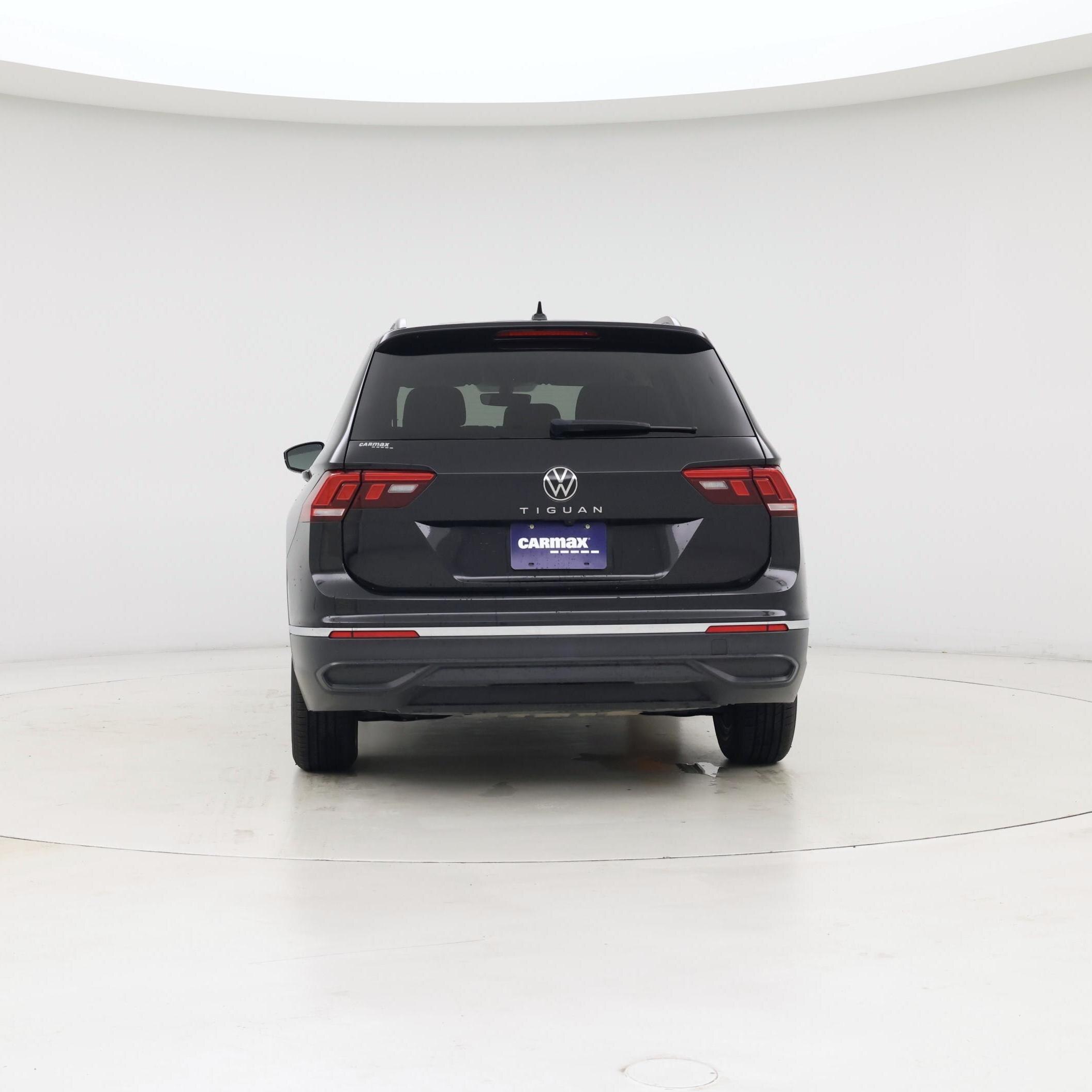 Thumbnail: 2023 Volkswagen Tiguan - 6