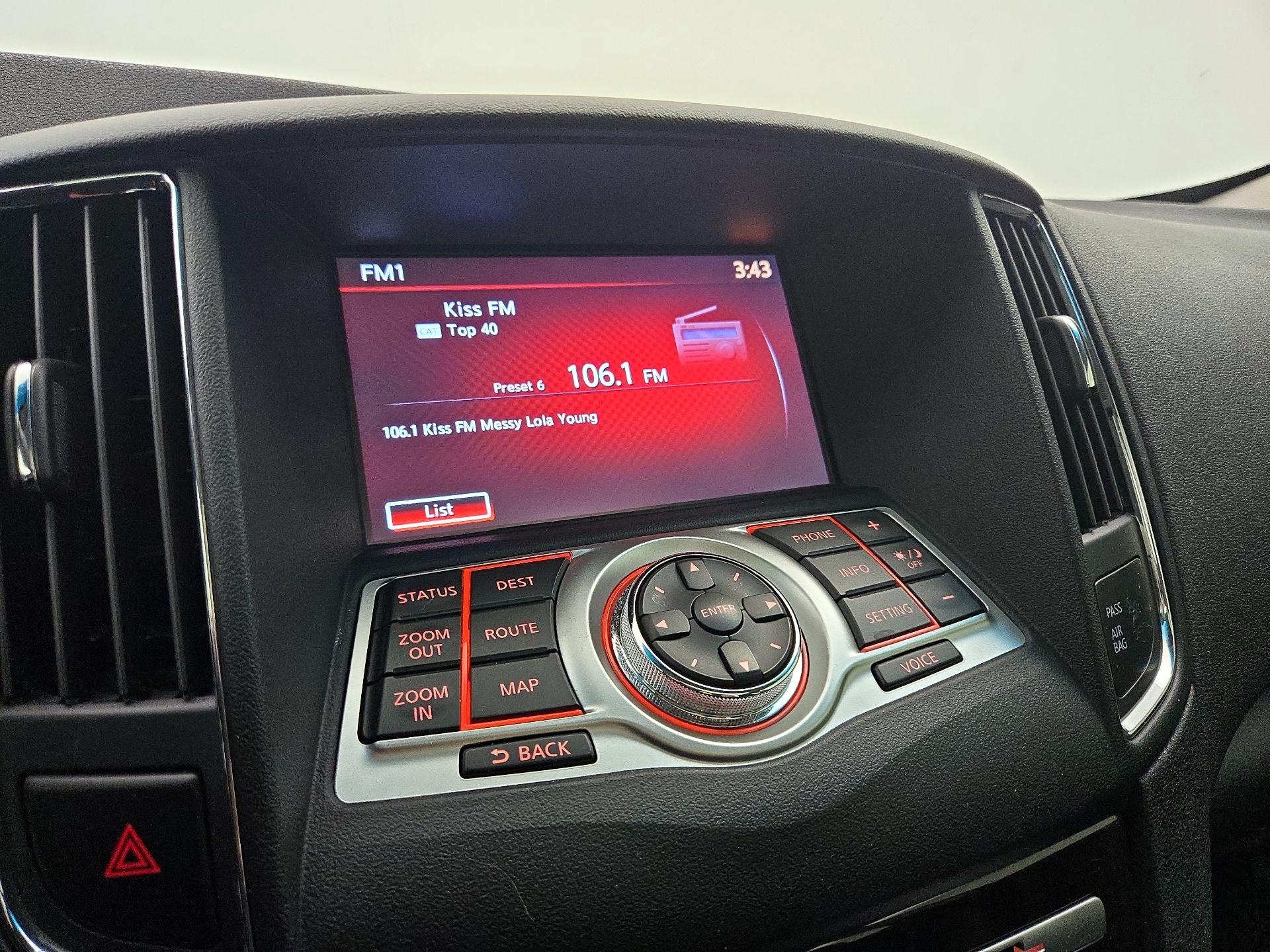Thumbnail: 2014 Nissan Maxima - 16