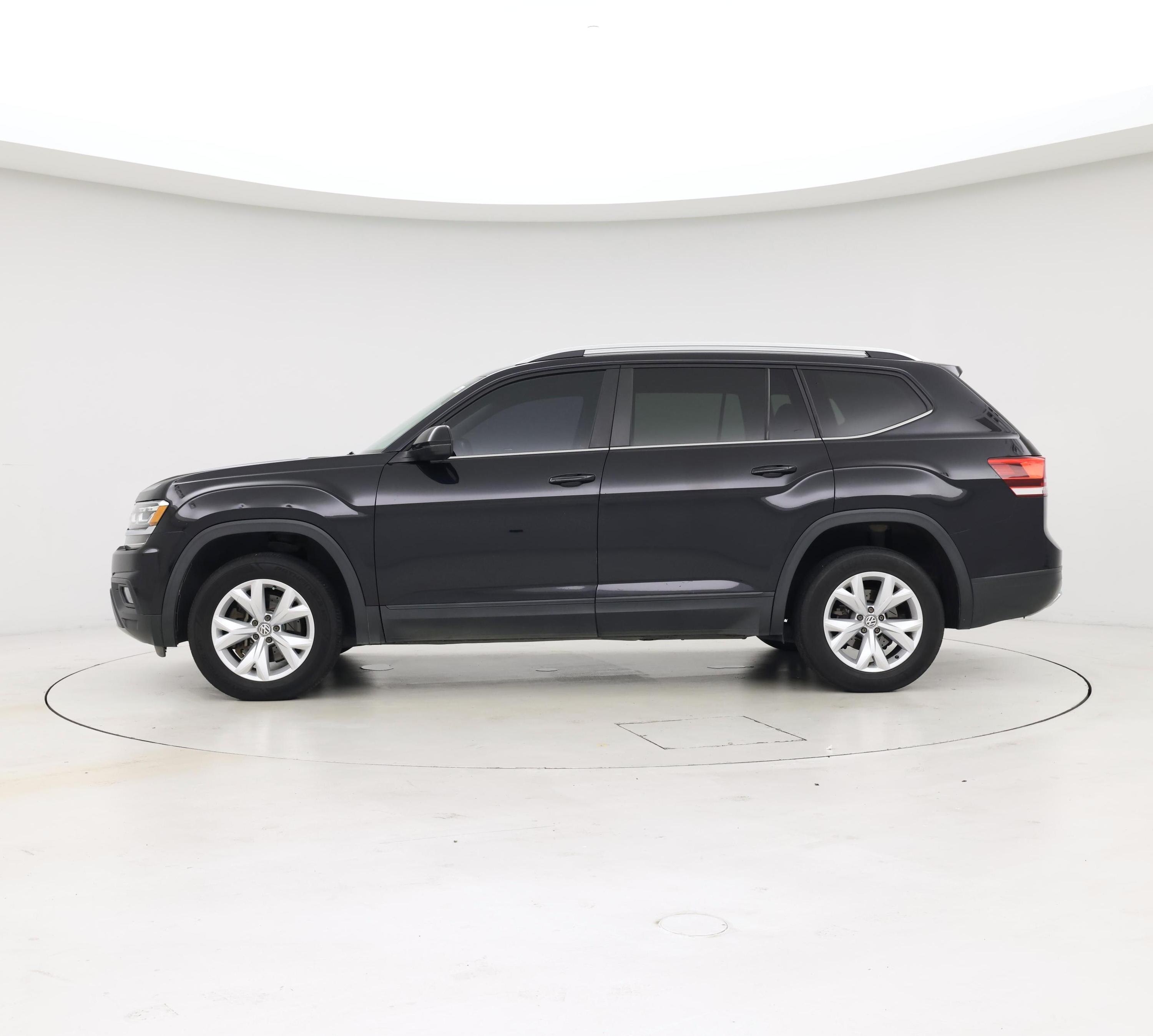 Thumbnail: 2019 Volkswagen Atlas - 3