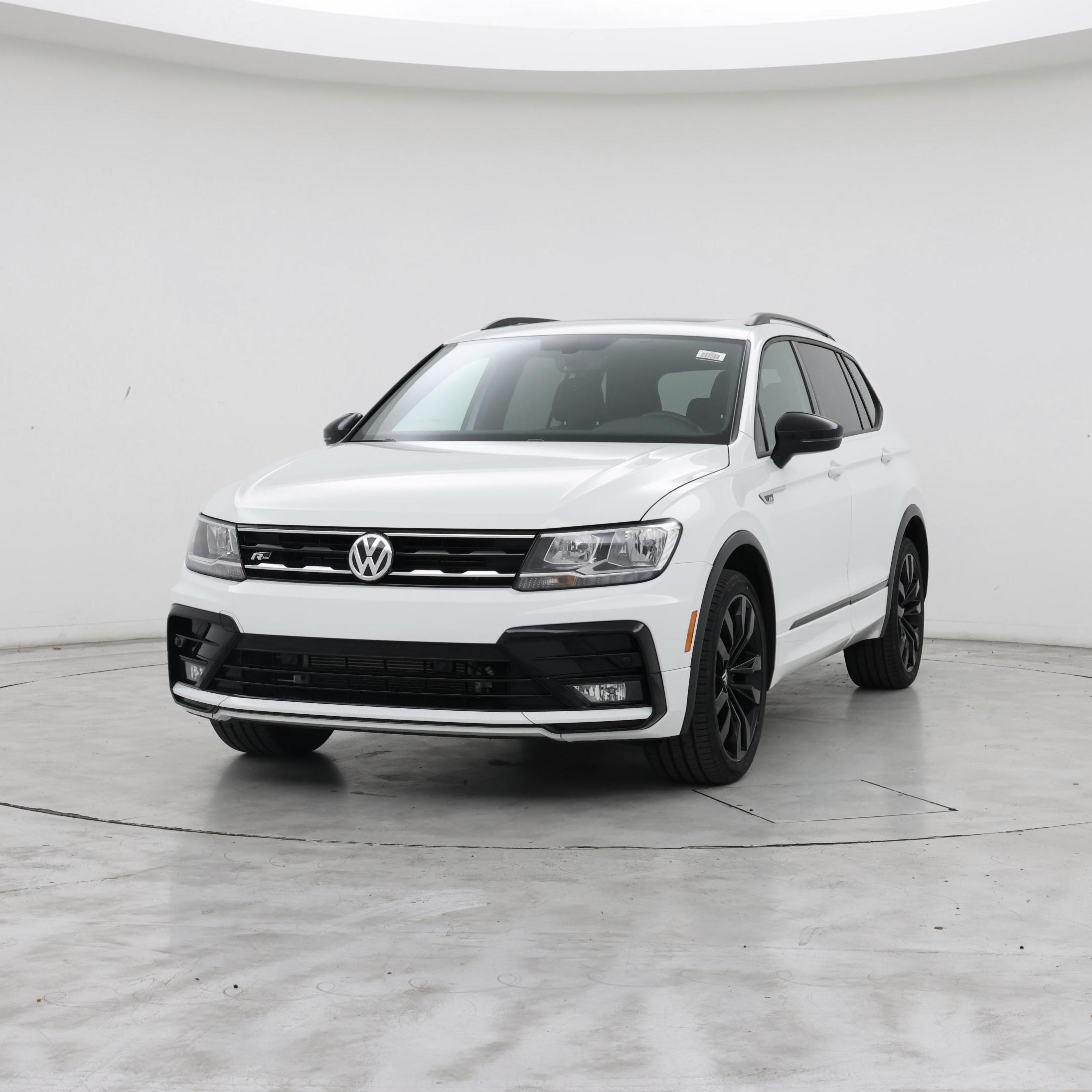 Thumbnail: 2021 Volkswagen Tiguan - 4