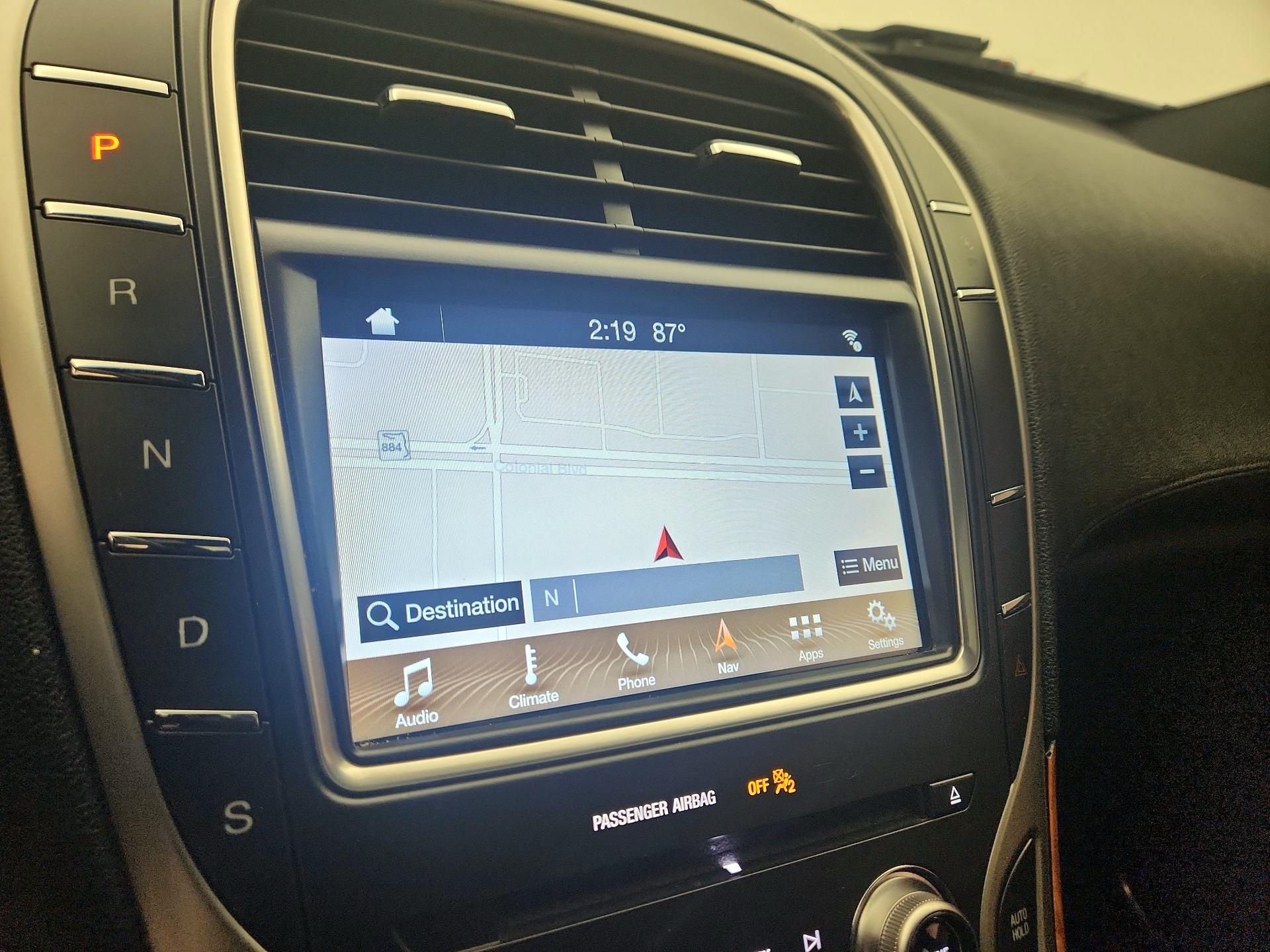 Thumbnail: 2019 Lincoln Nautilus - 14