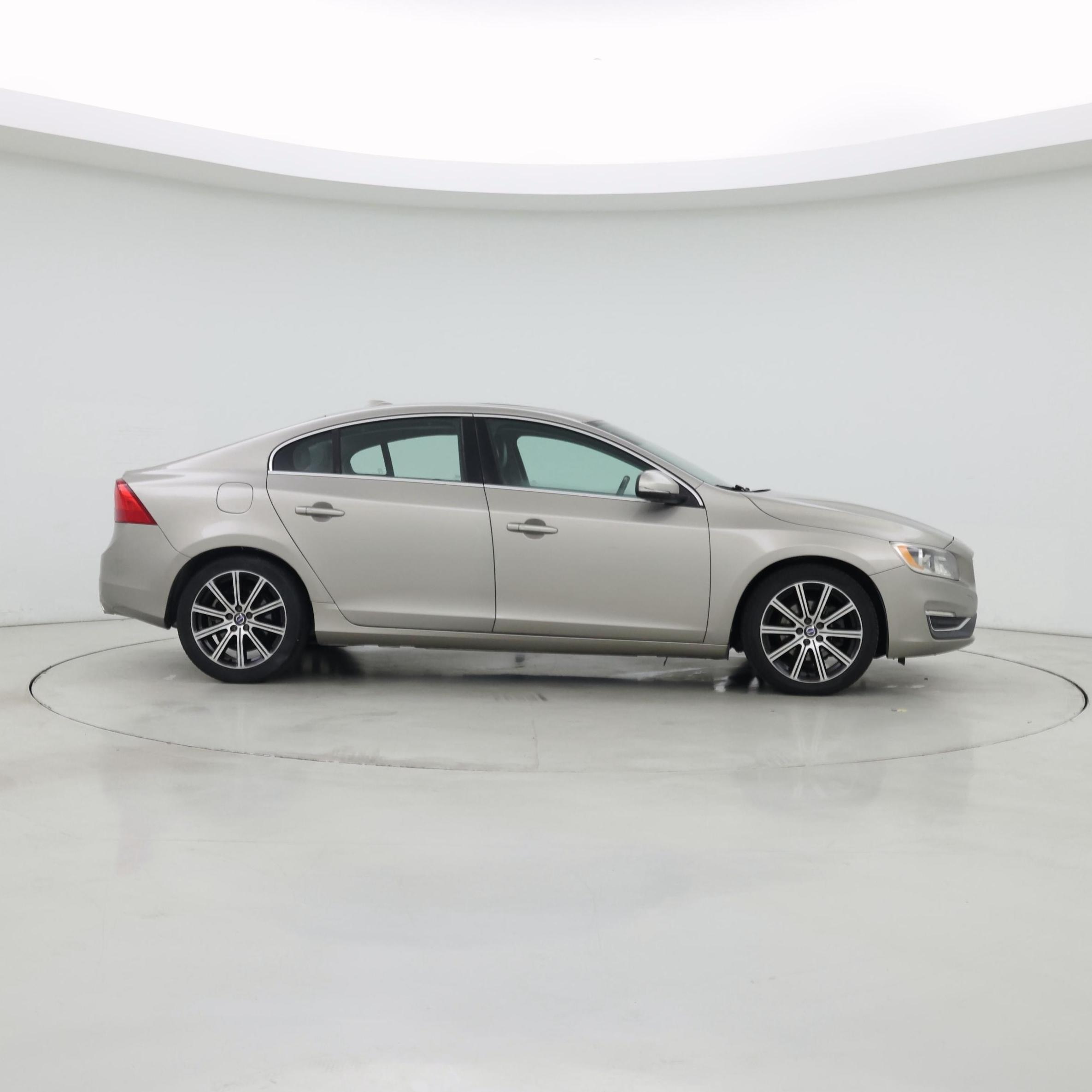 Thumbnail: 2016 Volvo S60 - 7