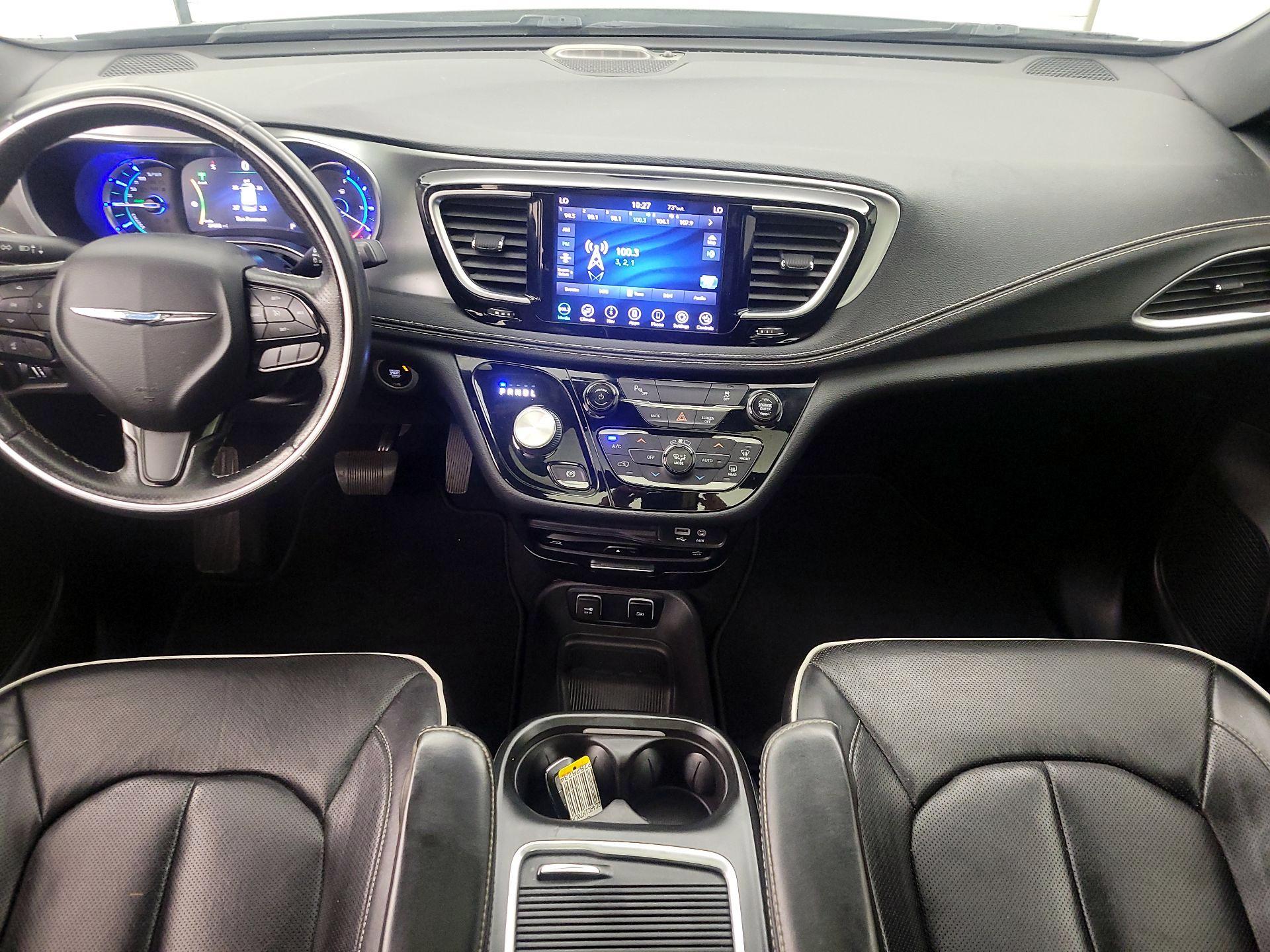 Thumbnail: 2020 Chrysler Pacifica - 9