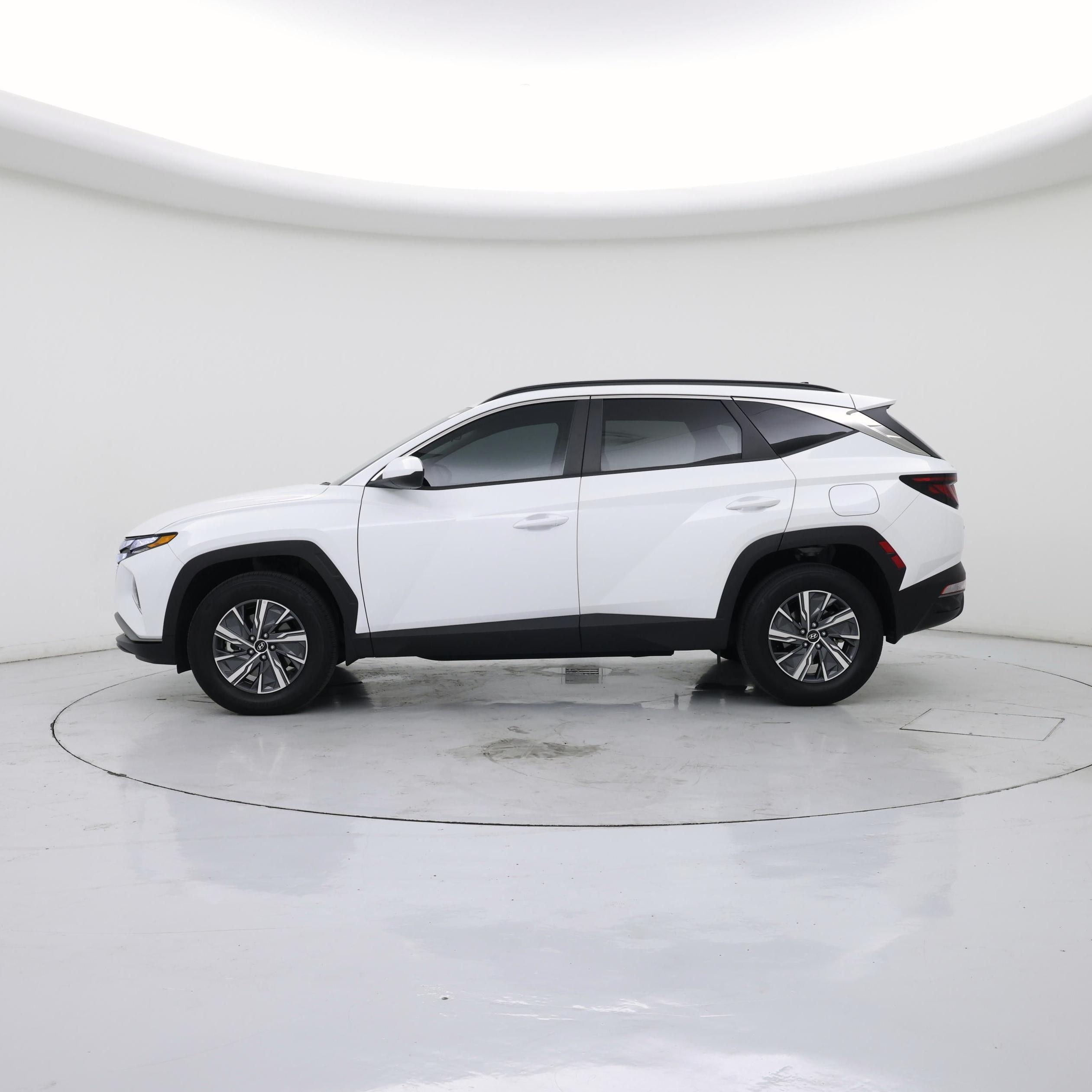 Thumbnail: 2024 Hyundai Tucson - 3