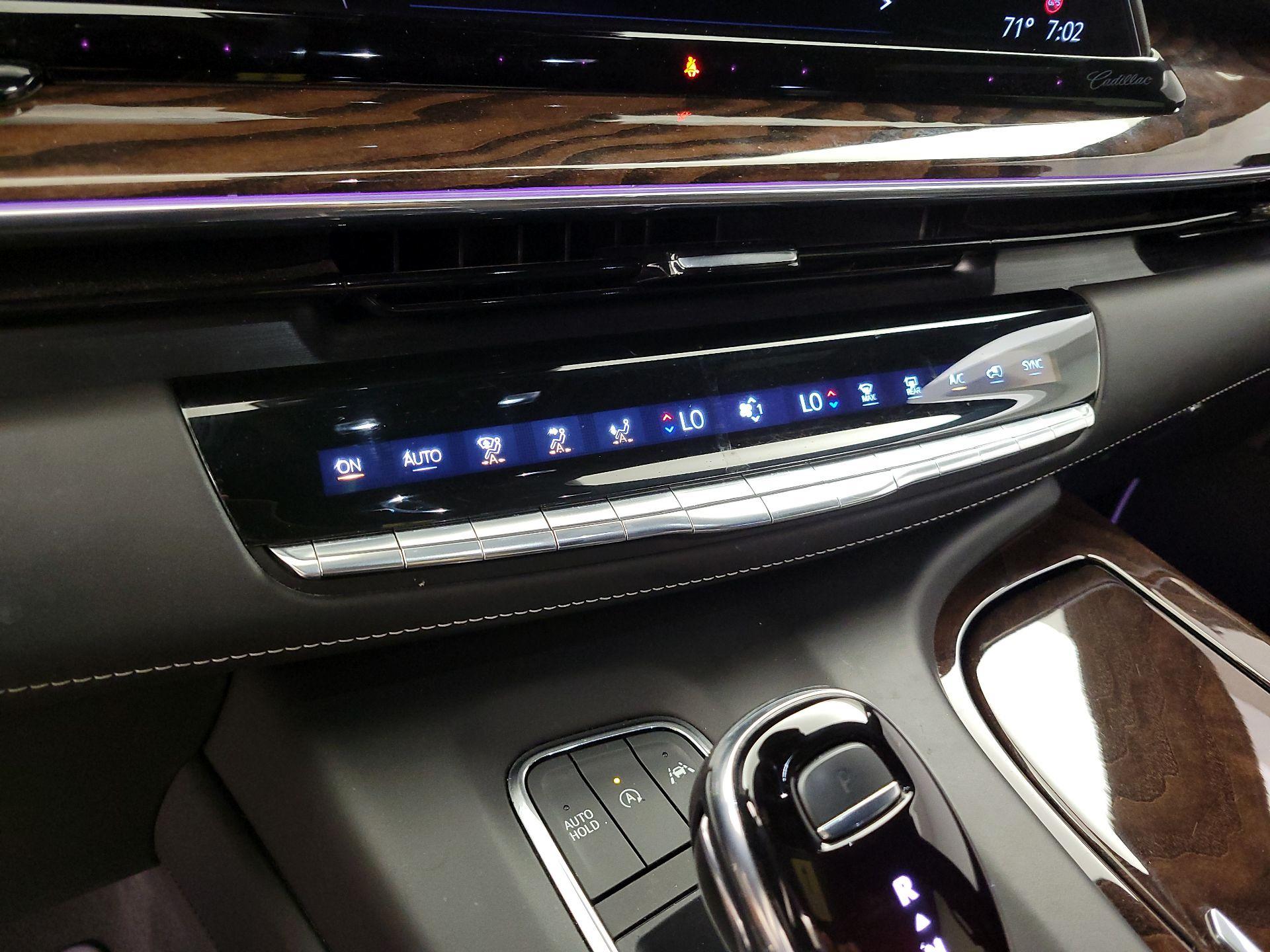 Thumbnail: 2022 Cadillac Escalade - 17