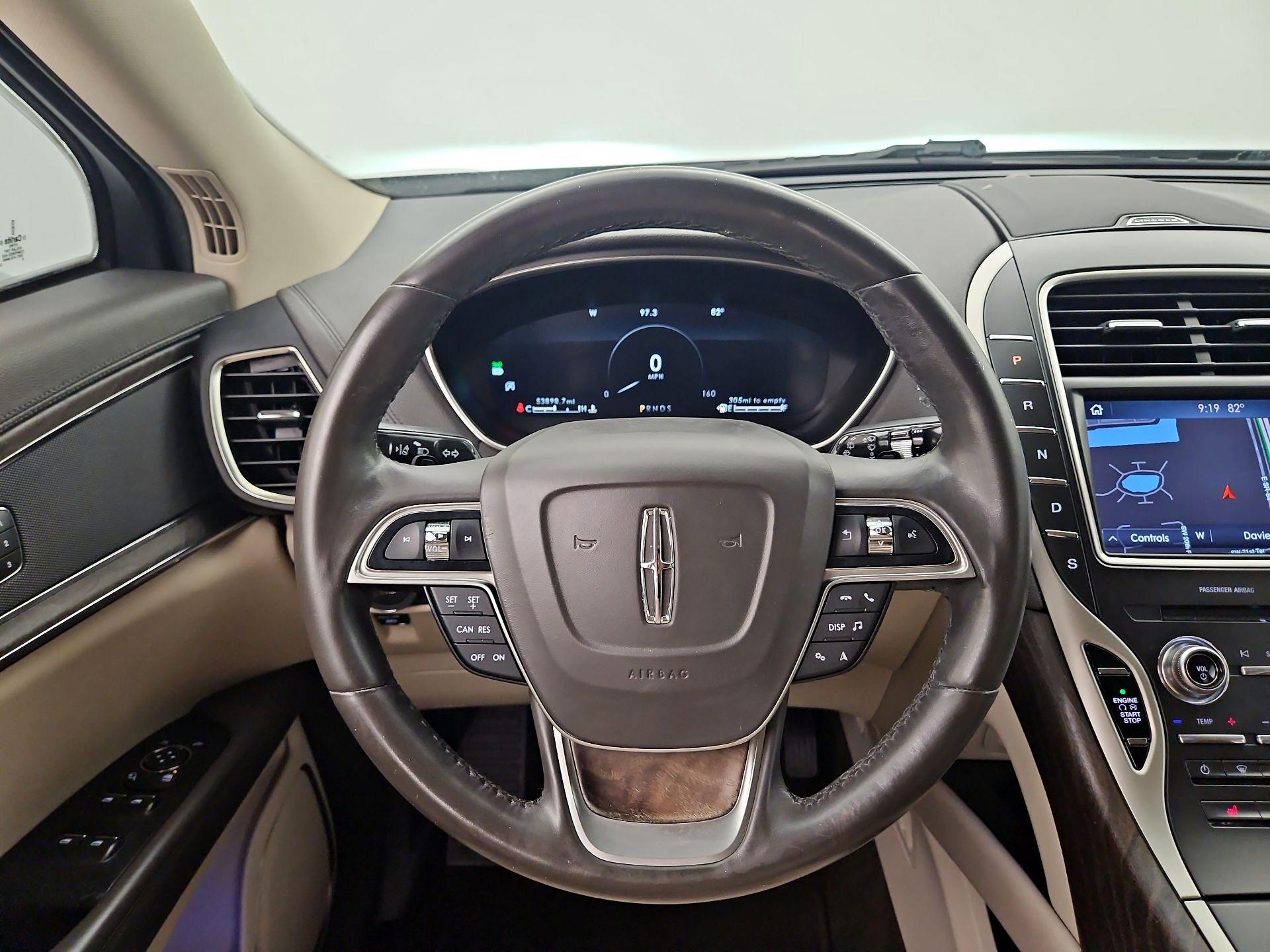 Thumbnail: 2019 Lincoln Nautilus - 10