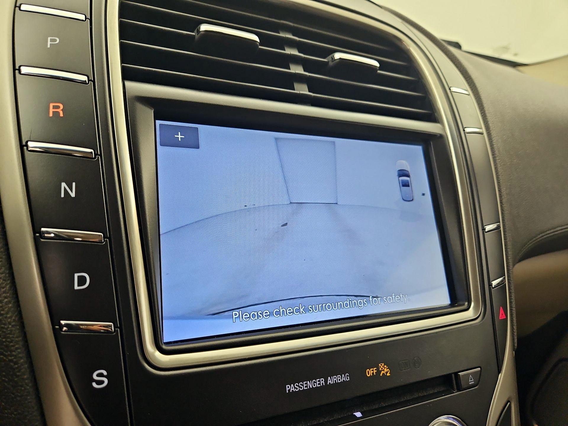 Thumbnail: 2019 Lincoln Nautilus - 15