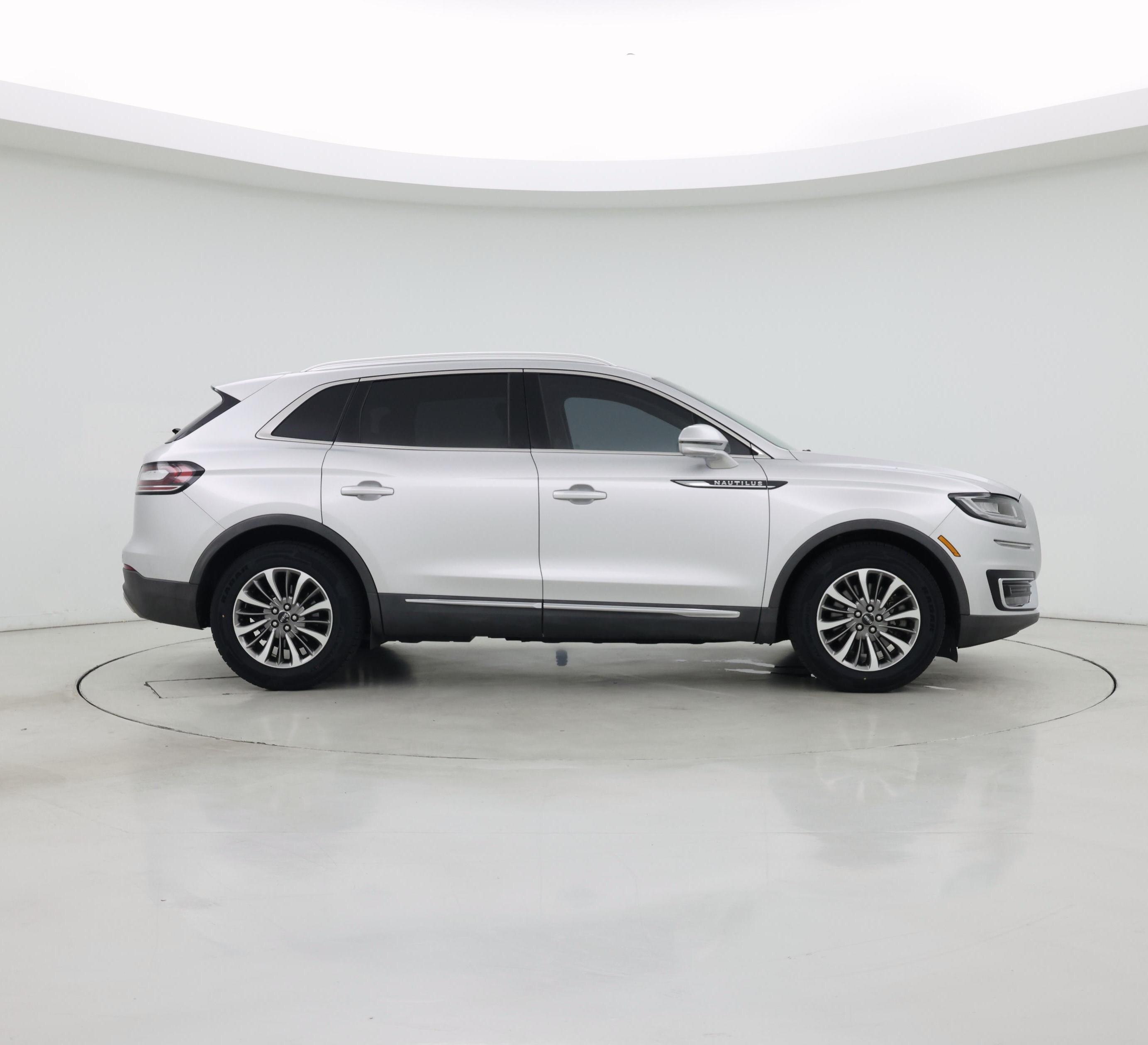 Thumbnail: 2019 Lincoln Nautilus - 7