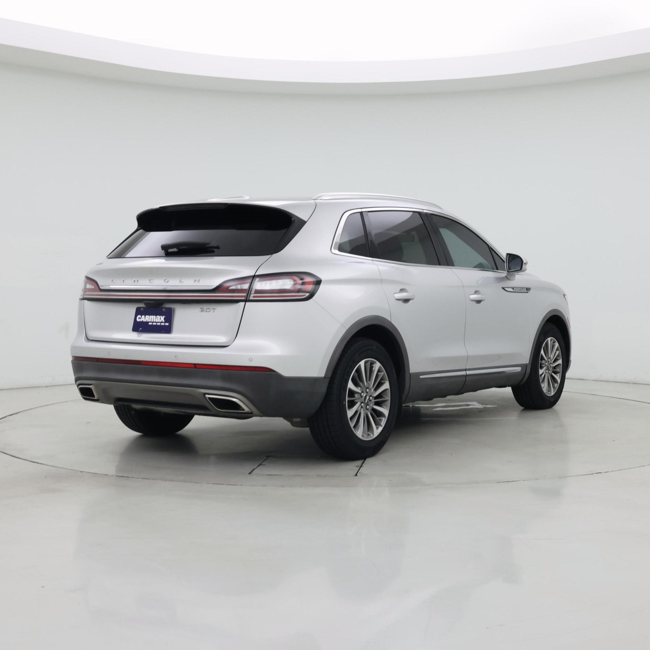 Thumbnail: 2019 Lincoln Nautilus - 8