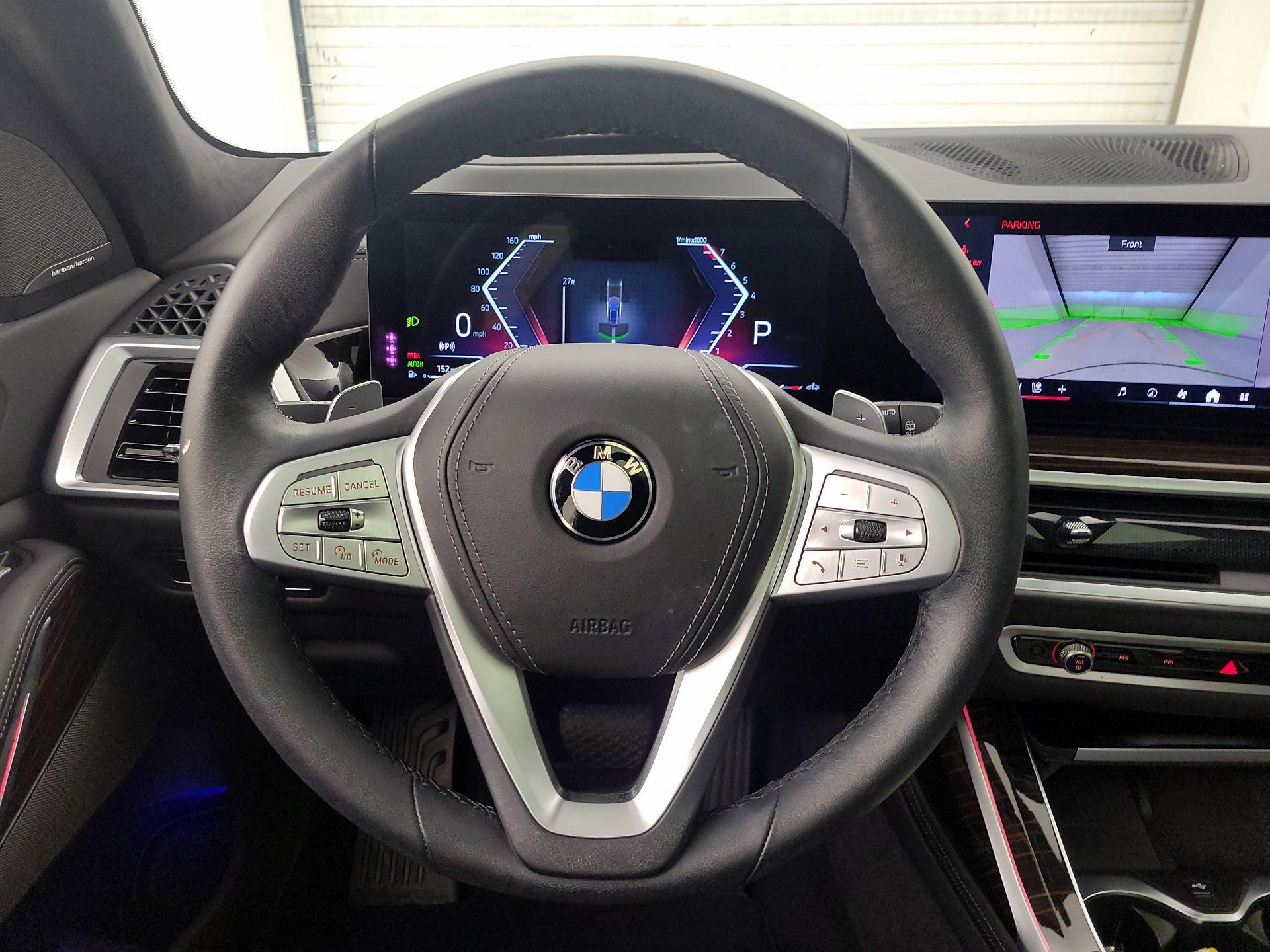 Thumbnail: 2024 BMW X7 - 10