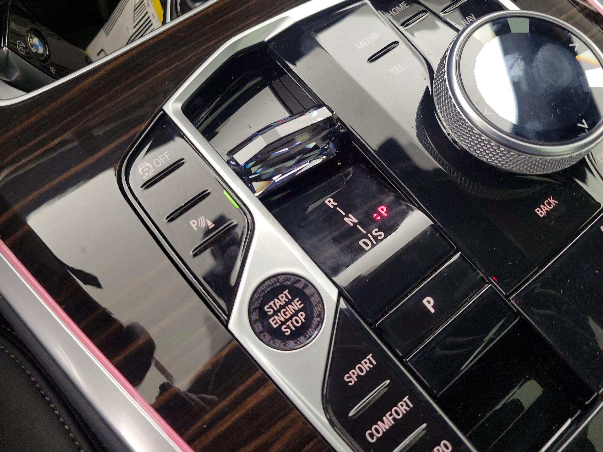 Thumbnail: 2024 BMW X7 - 18