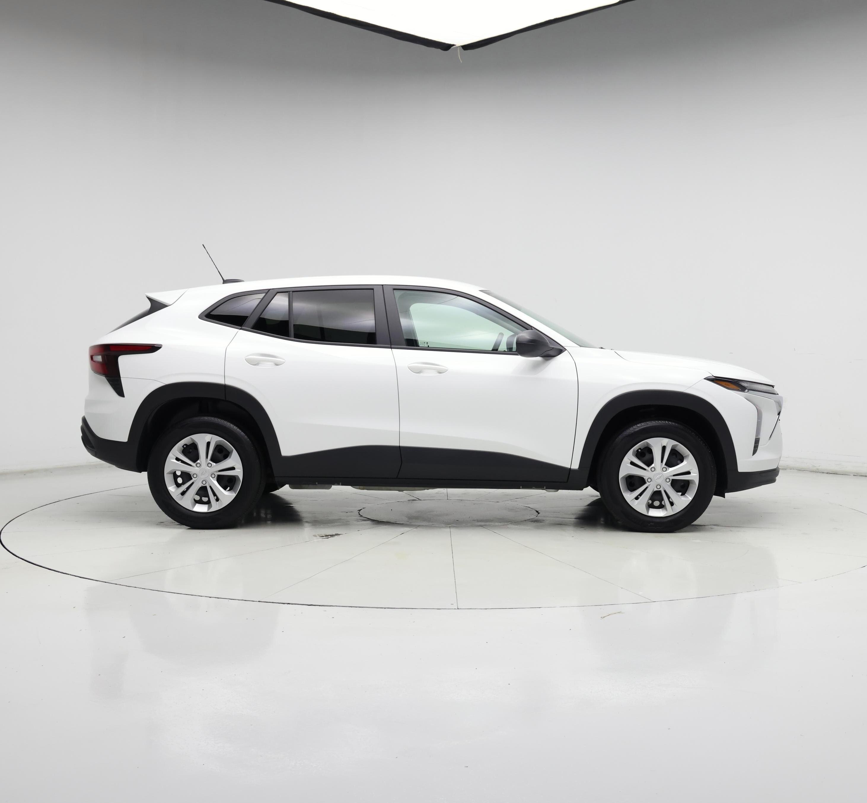 Thumbnail: 2025 Chevrolet Trax - 7