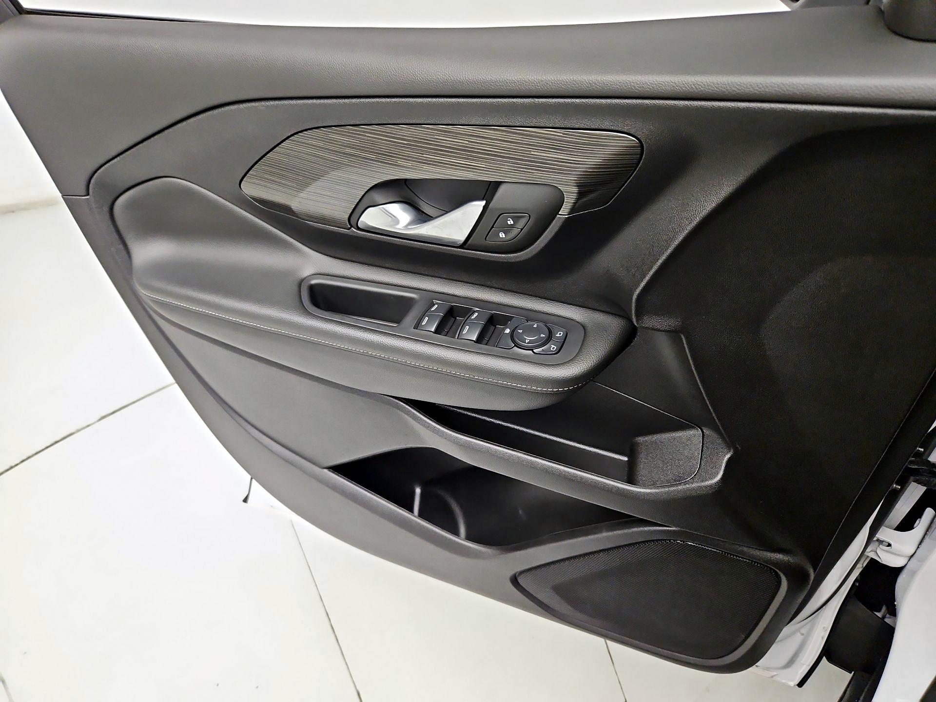 Thumbnail: 2024 GMC Terrain - 12