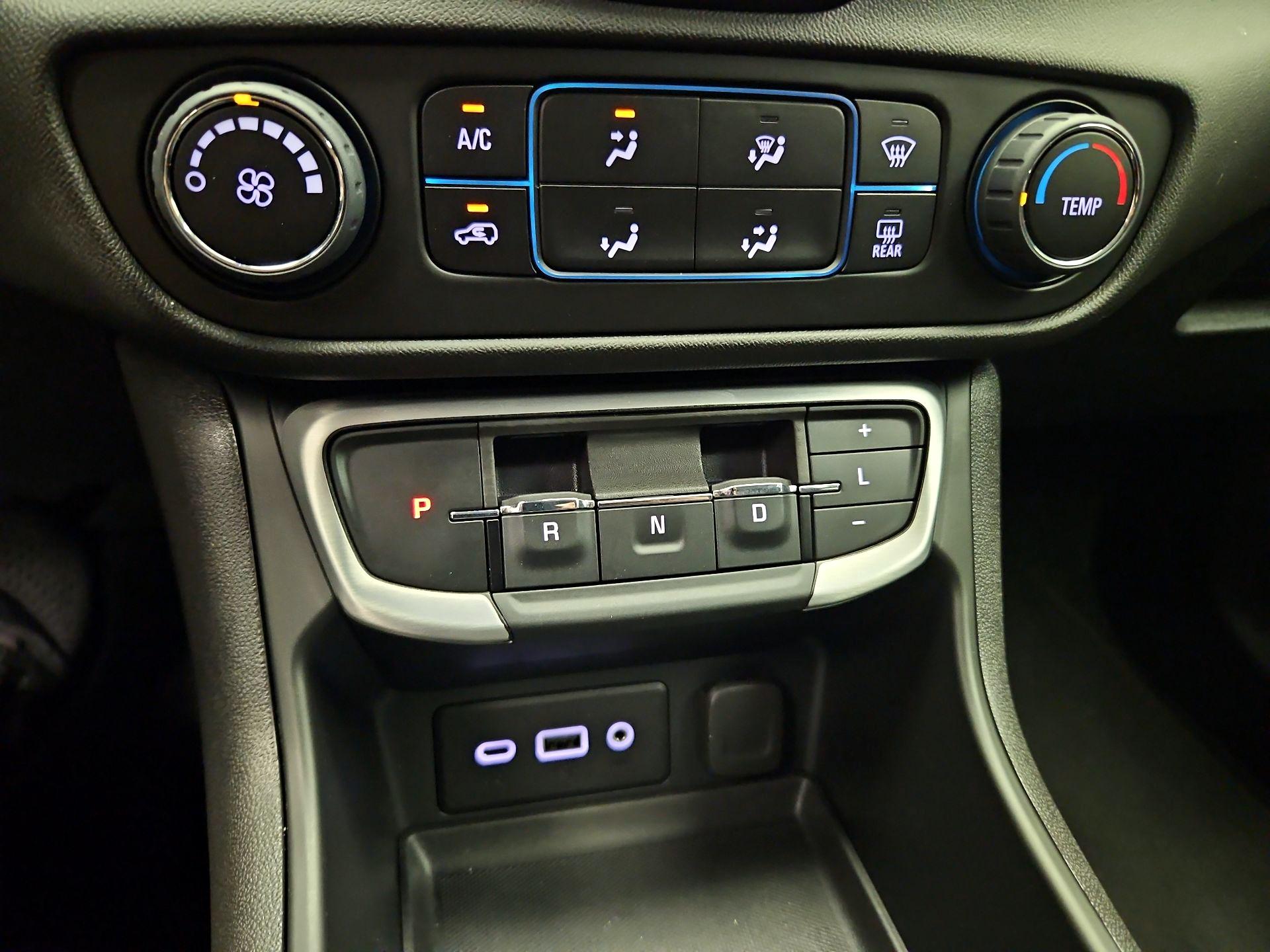 Thumbnail: 2024 GMC Terrain - 16