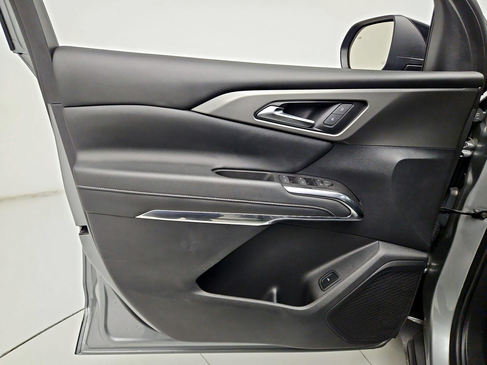 Thumbnail: 2024 Chevrolet Traverse - 12
