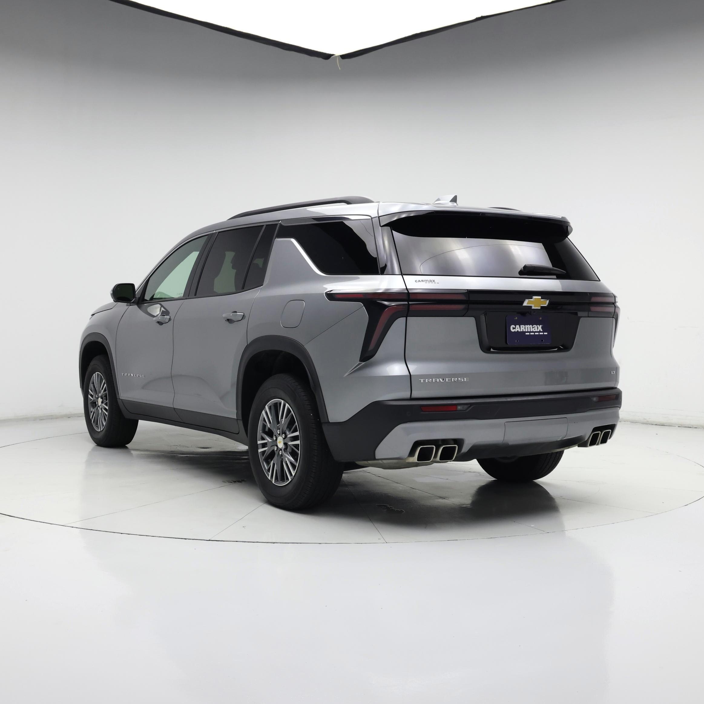 Thumbnail: 2024 Chevrolet Traverse - 2
