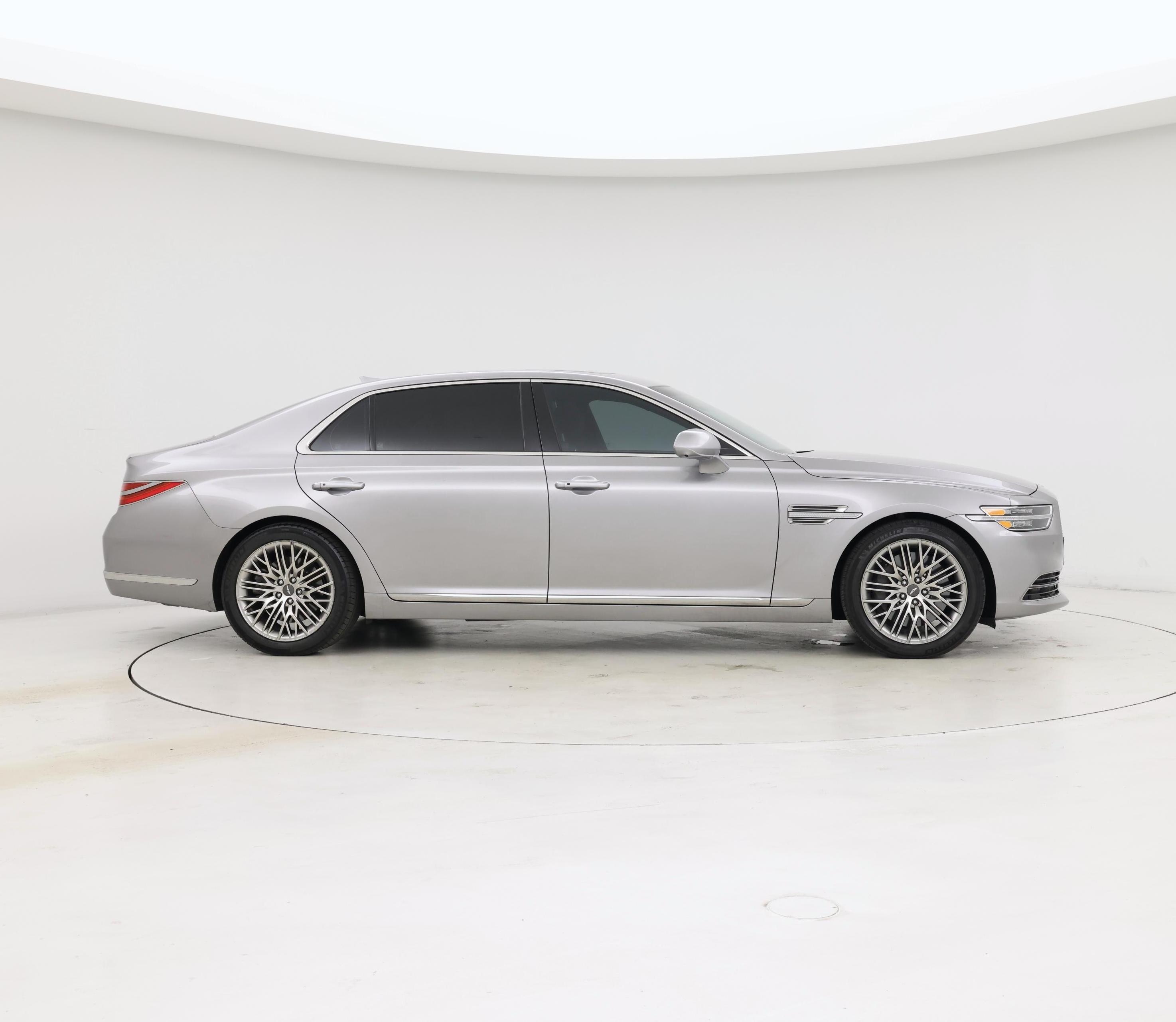 Thumbnail: 2022 Genesis G90 - 7