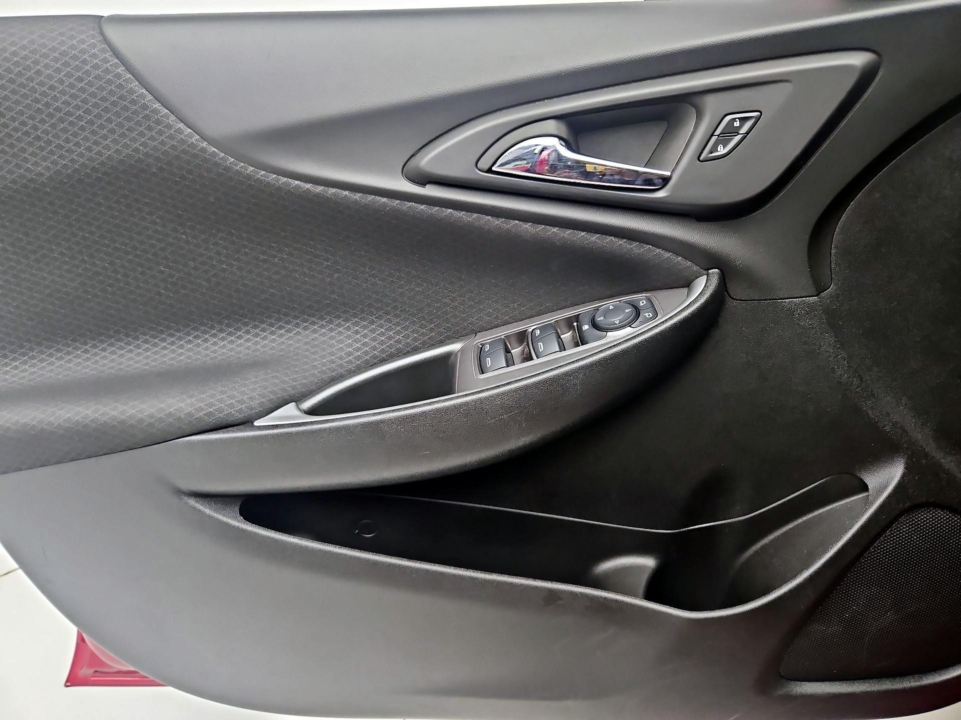 Thumbnail: 2024 Chevrolet Malibu - 12