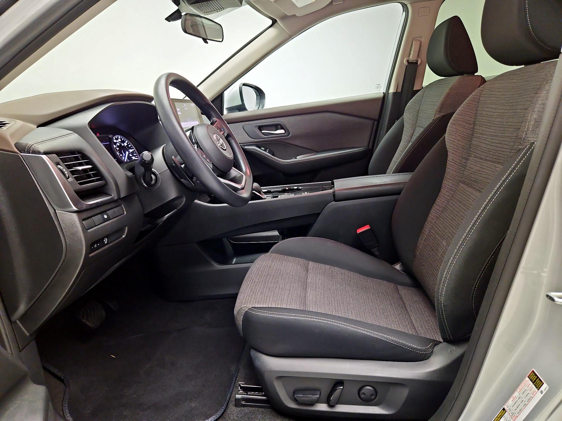 Thumbnail: 2023 Nissan Rogue - 11