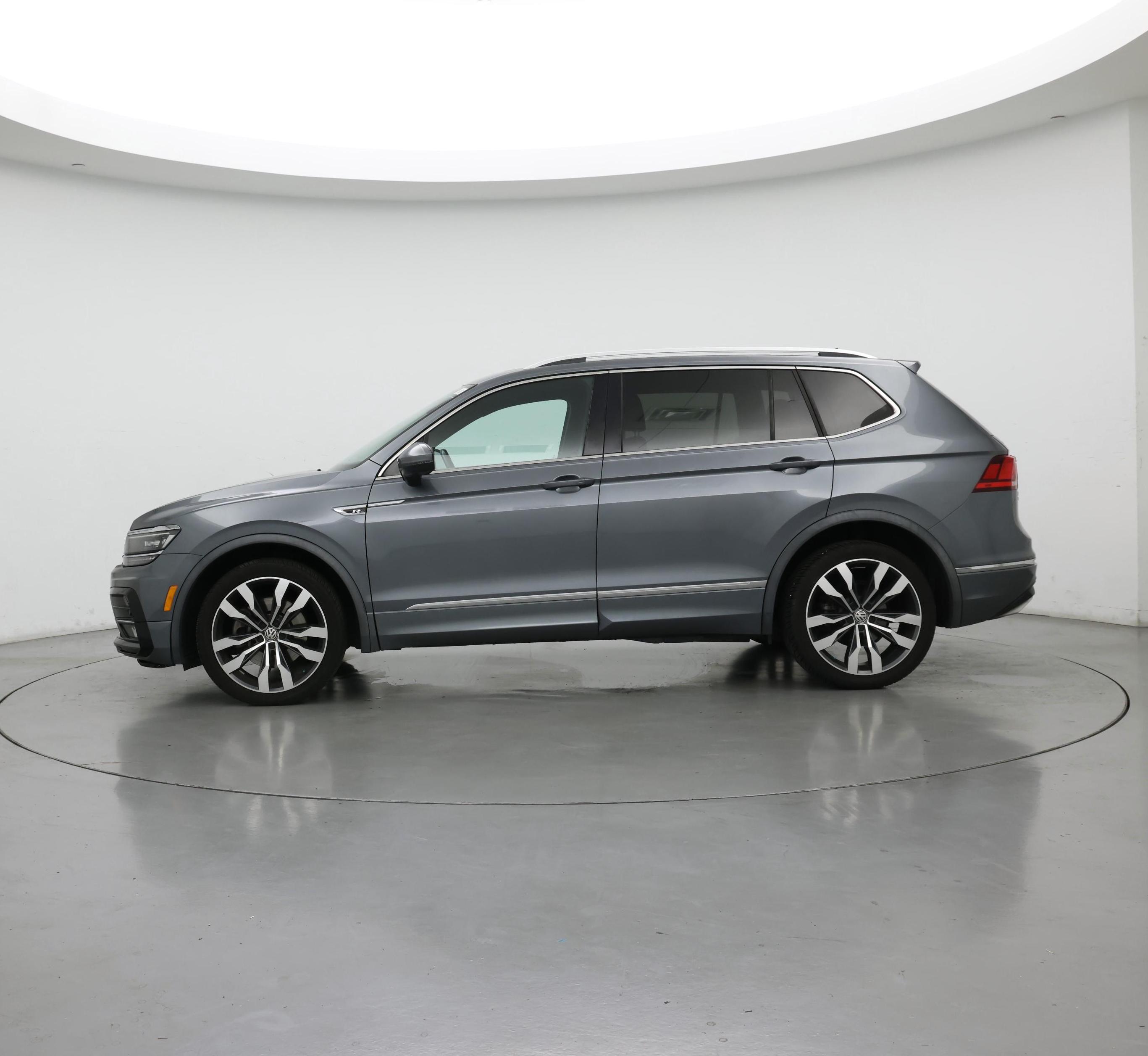 Thumbnail: 2018 Volkswagen Tiguan - 3
