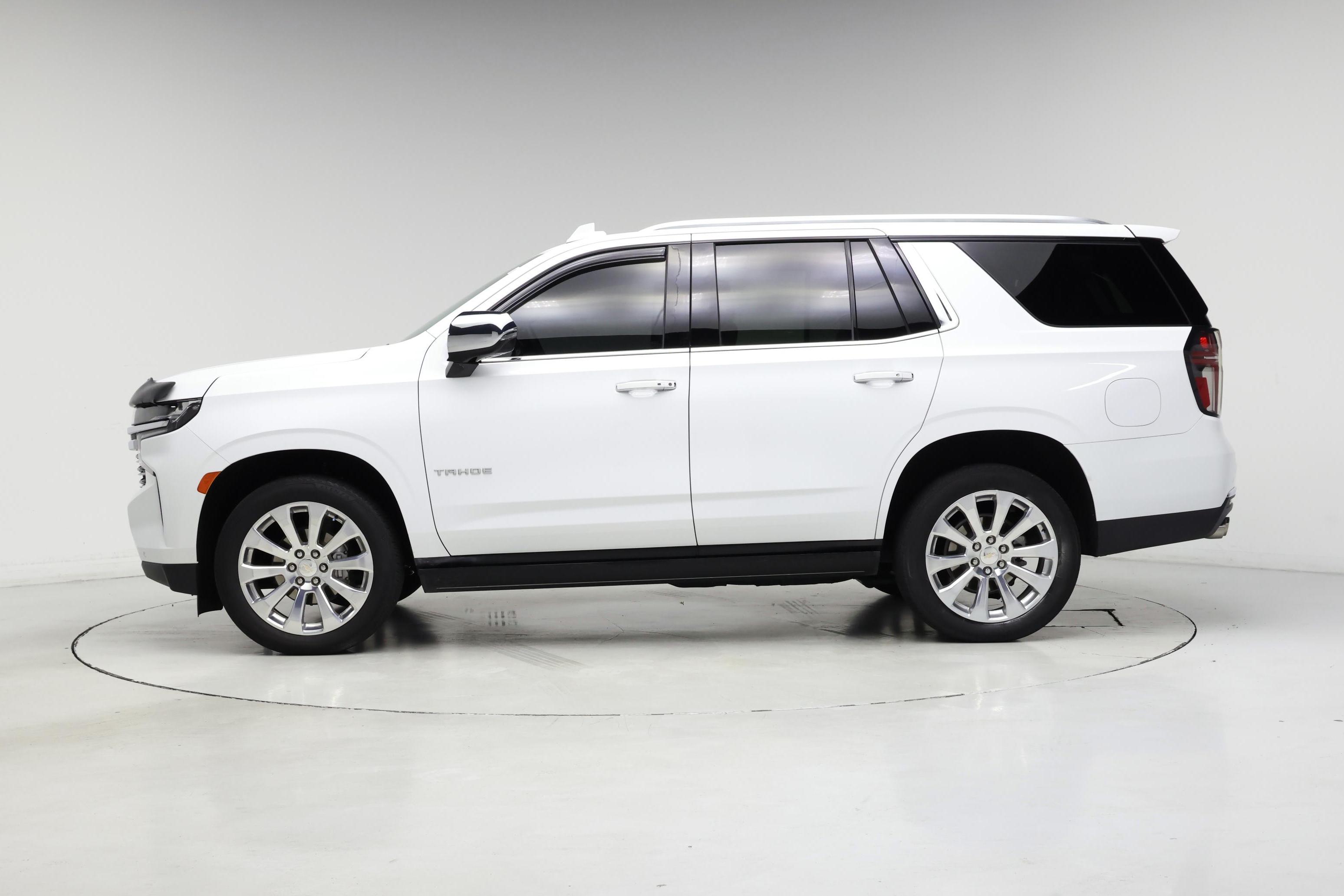 Thumbnail: 2023 Chevrolet Tahoe - 3