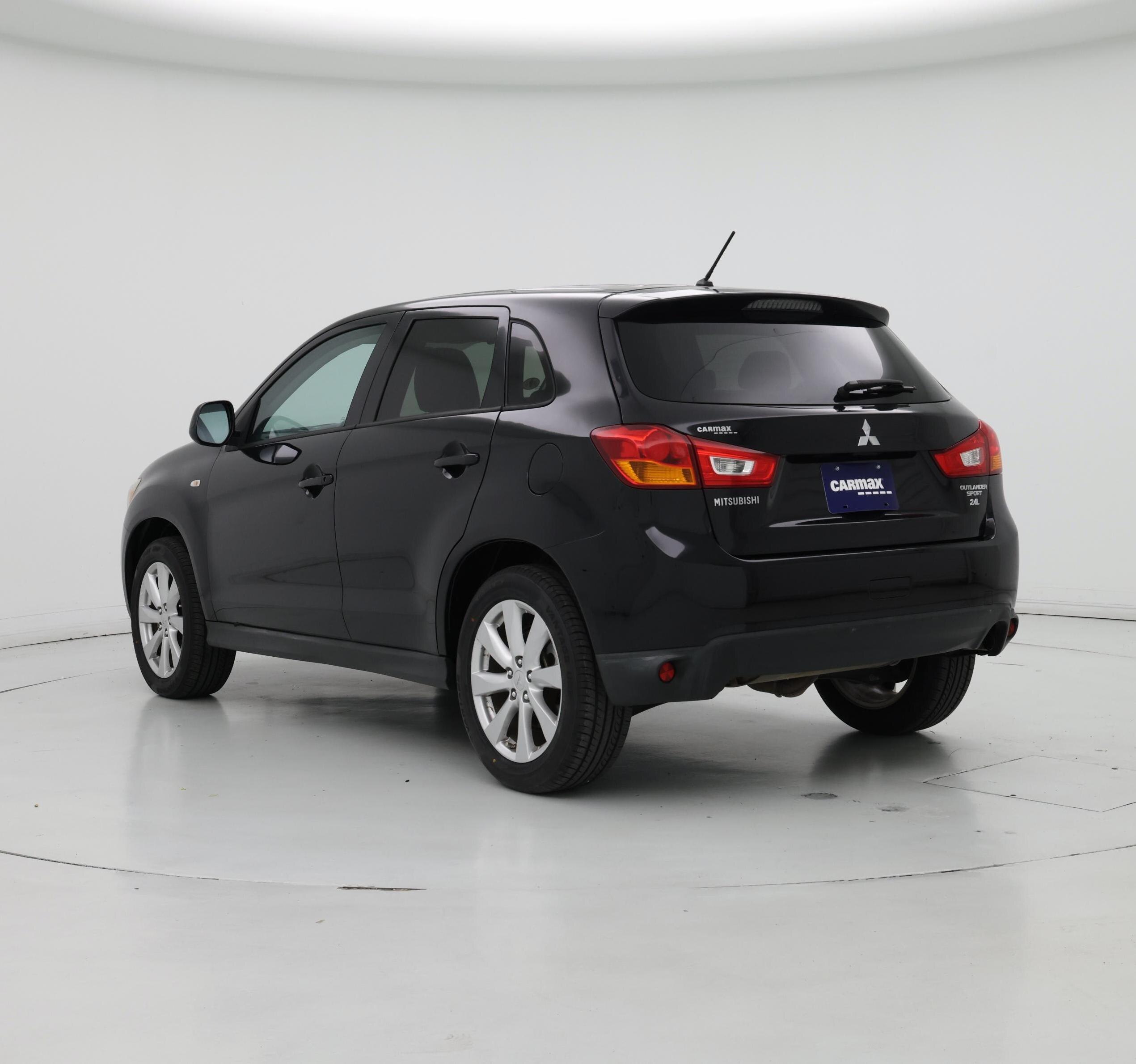 Thumbnail: 2015 Mitsubishi Outlander Sport - 2