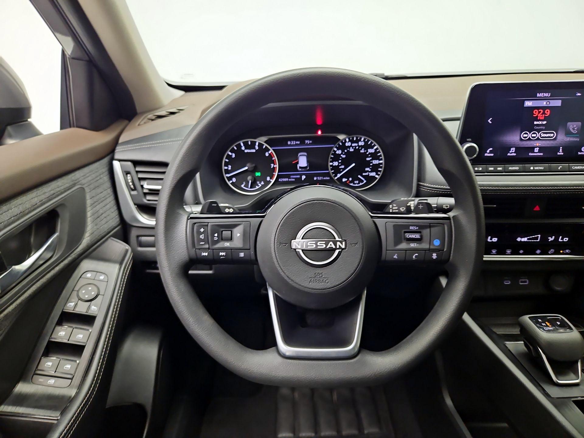 Thumbnail: 2023 Nissan Rogue - 10