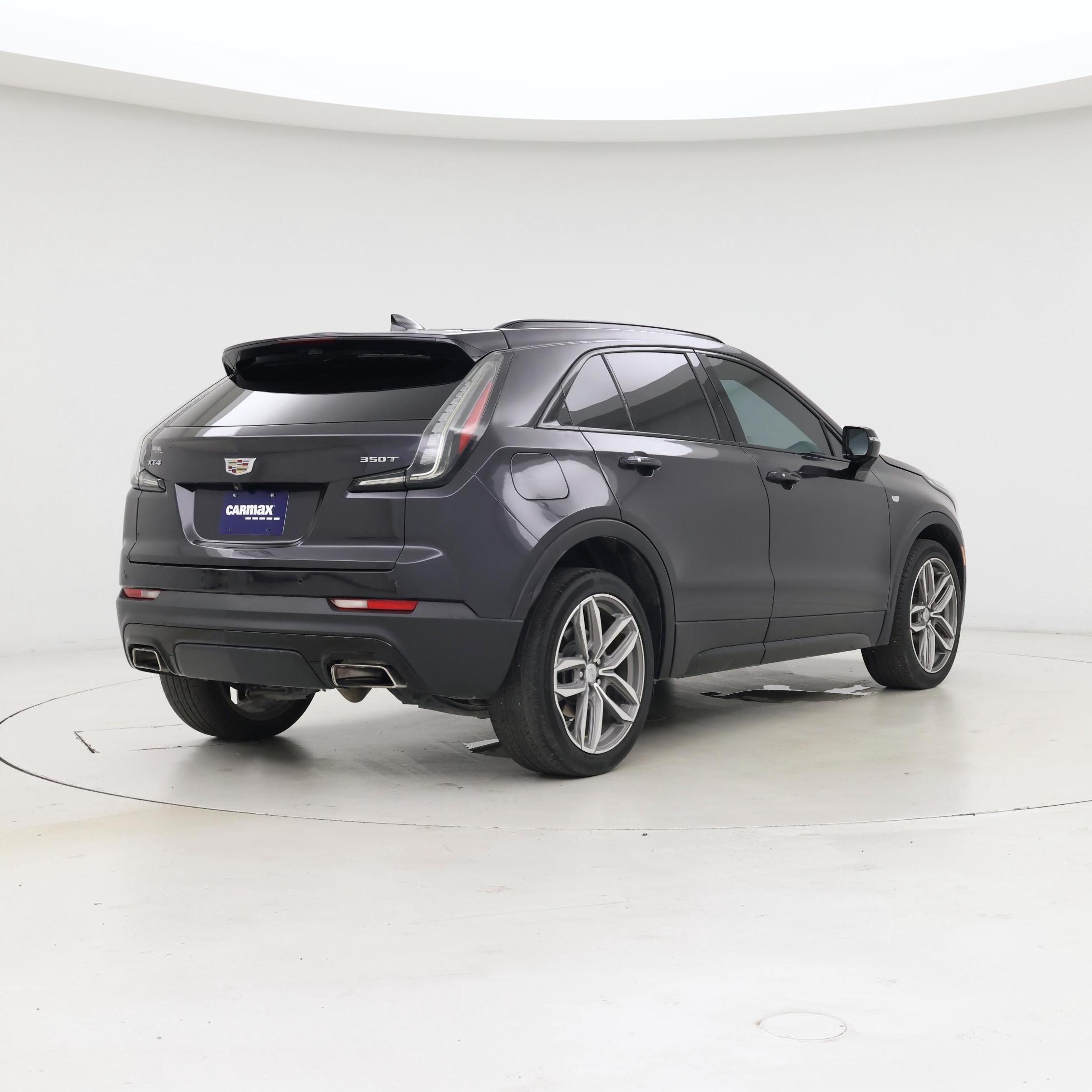 Thumbnail: 2023 Cadillac XT4 - 8