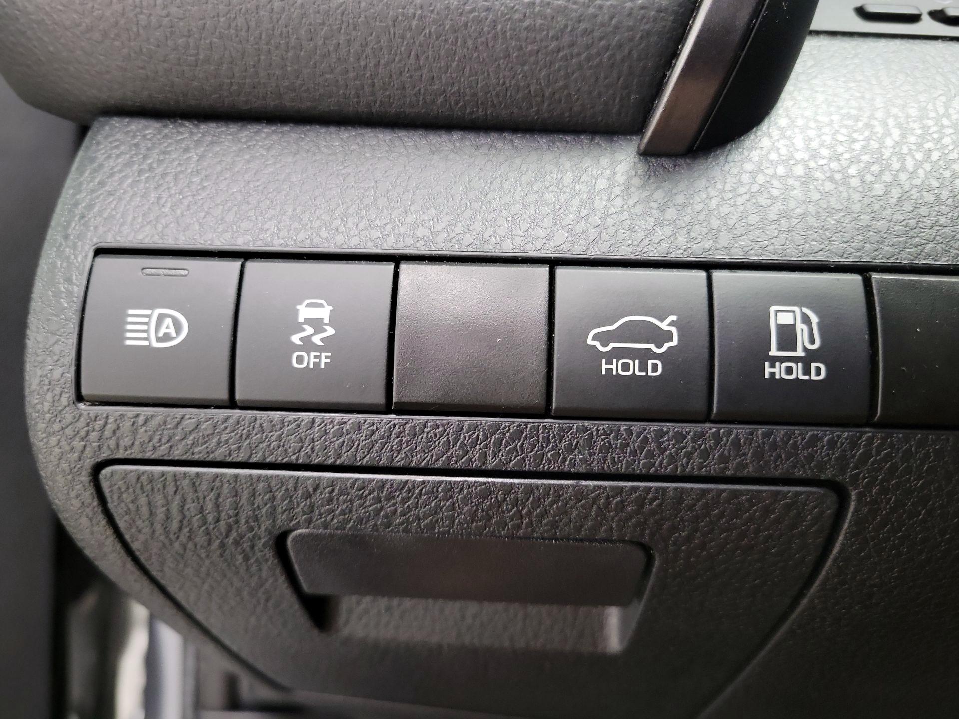 Thumbnail: 2024 Toyota Camry - 13