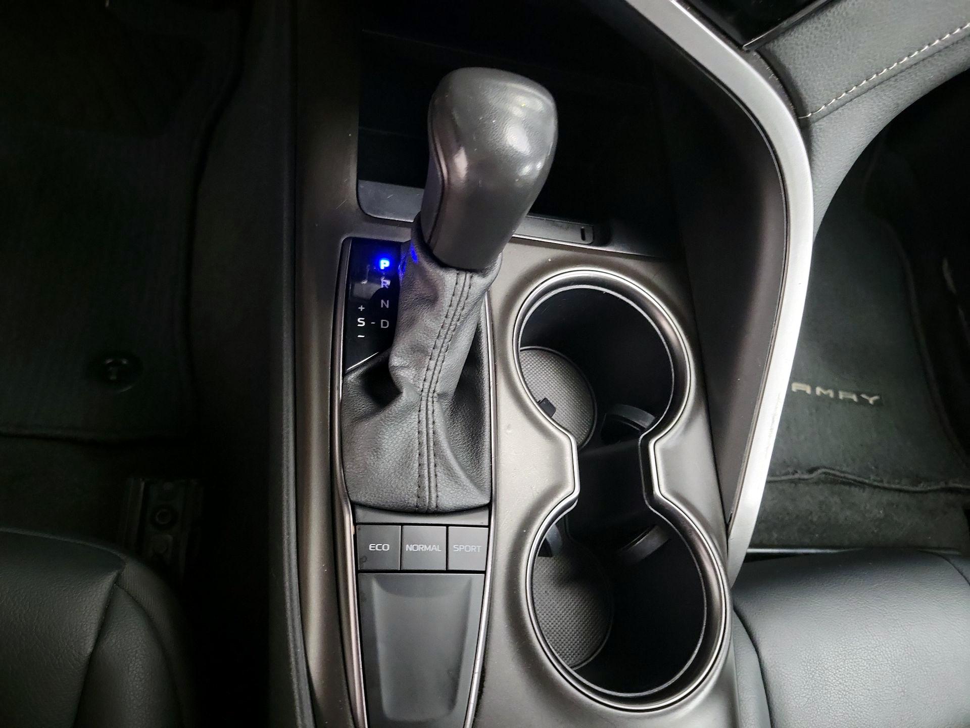 Thumbnail: 2024 Toyota Camry - 18