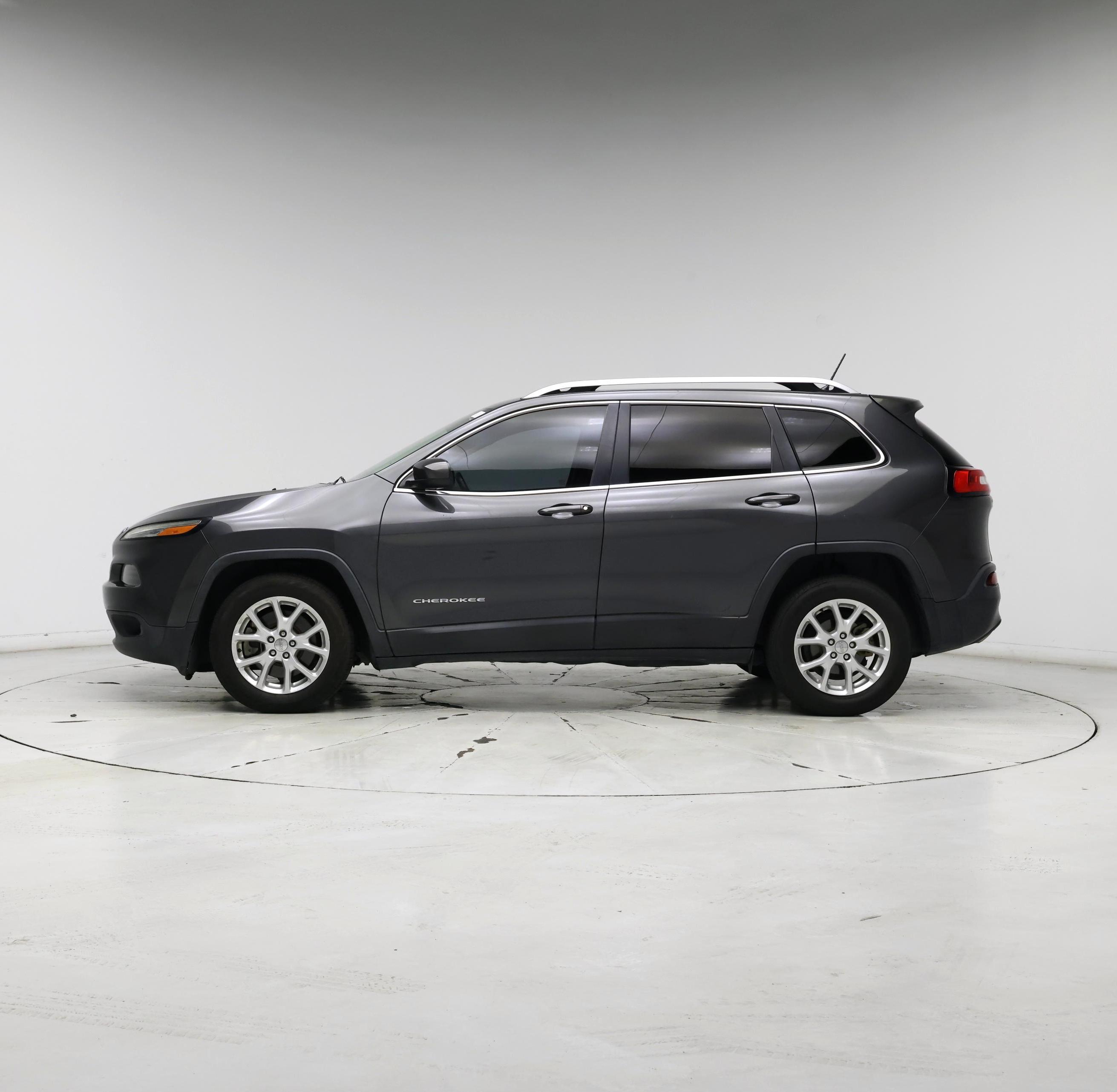 Thumbnail: 2016 Jeep Cherokee - 3