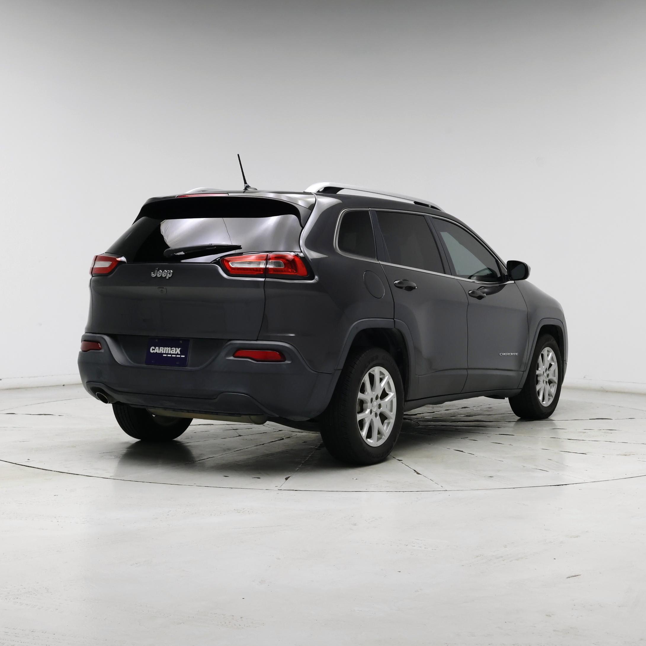 Thumbnail: 2016 Jeep Cherokee - 8