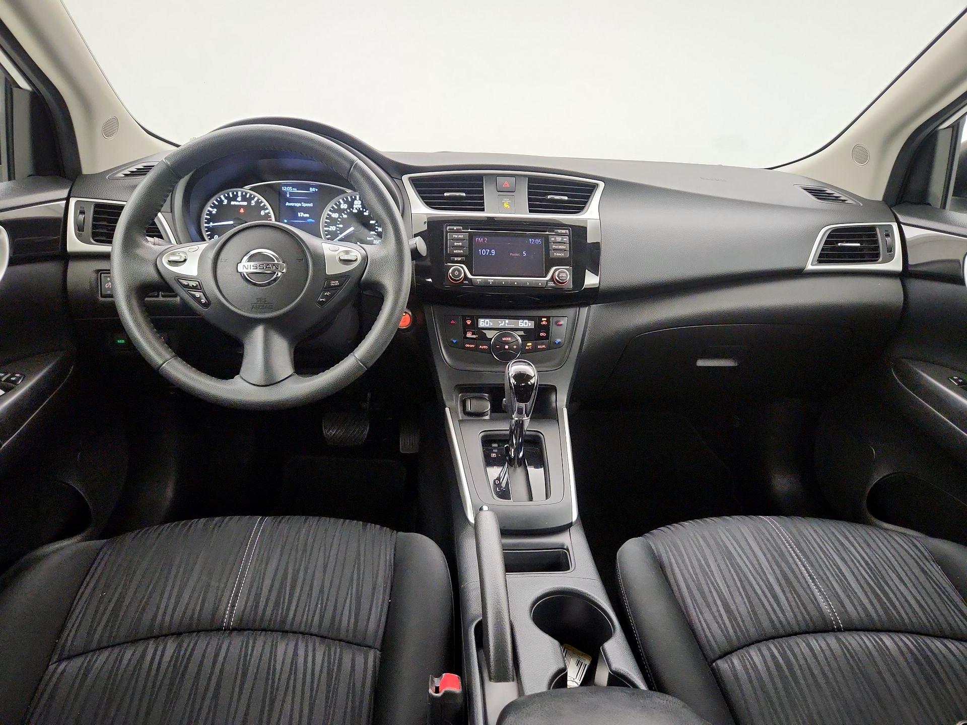 Thumbnail: 2018 Nissan Sentra - 9