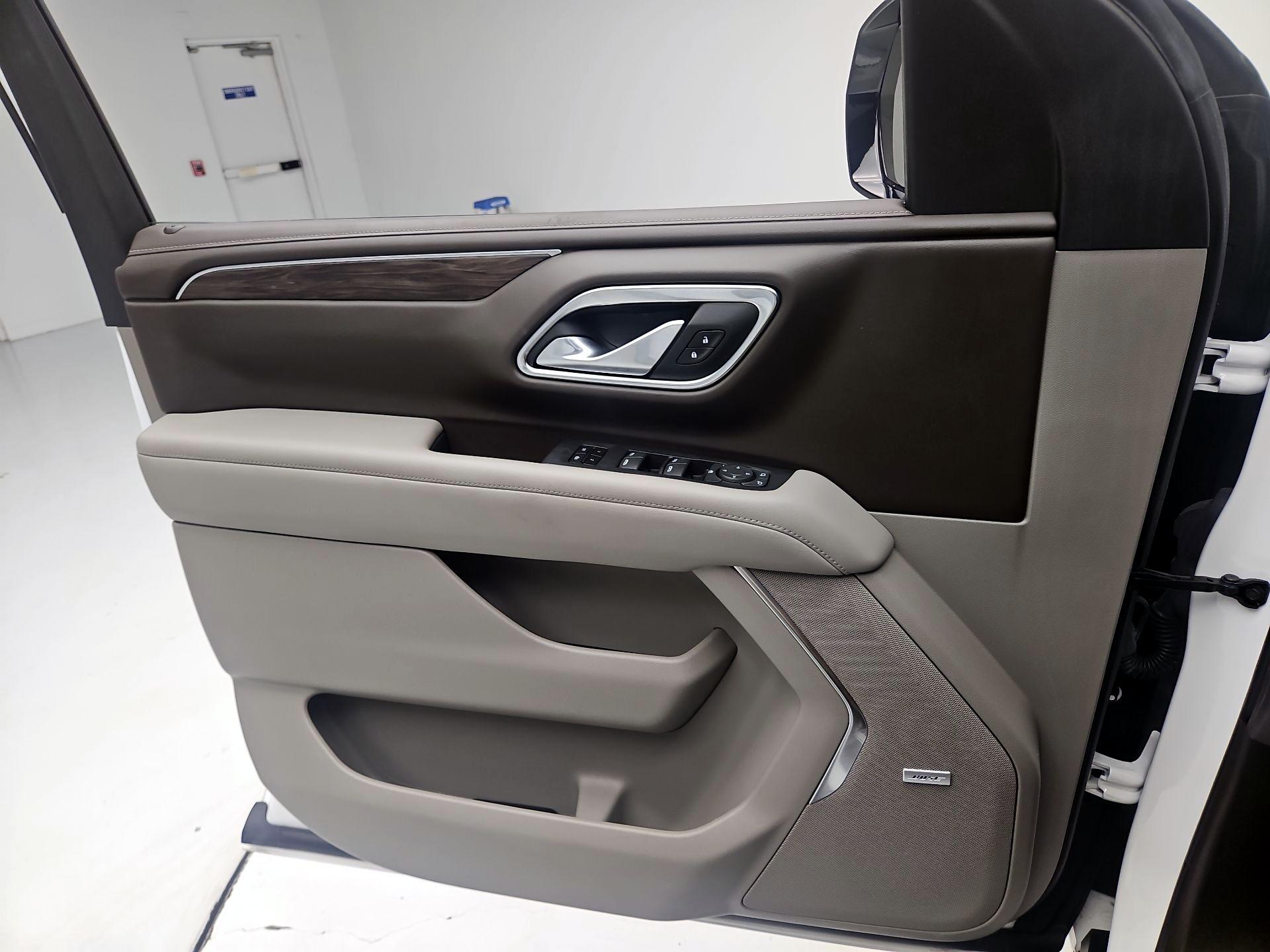 Thumbnail: 2021 Chevrolet Tahoe - 10