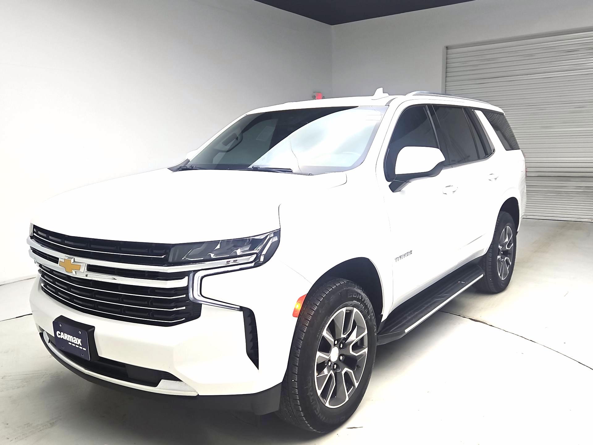 Thumbnail: 2021 Chevrolet Tahoe - 3