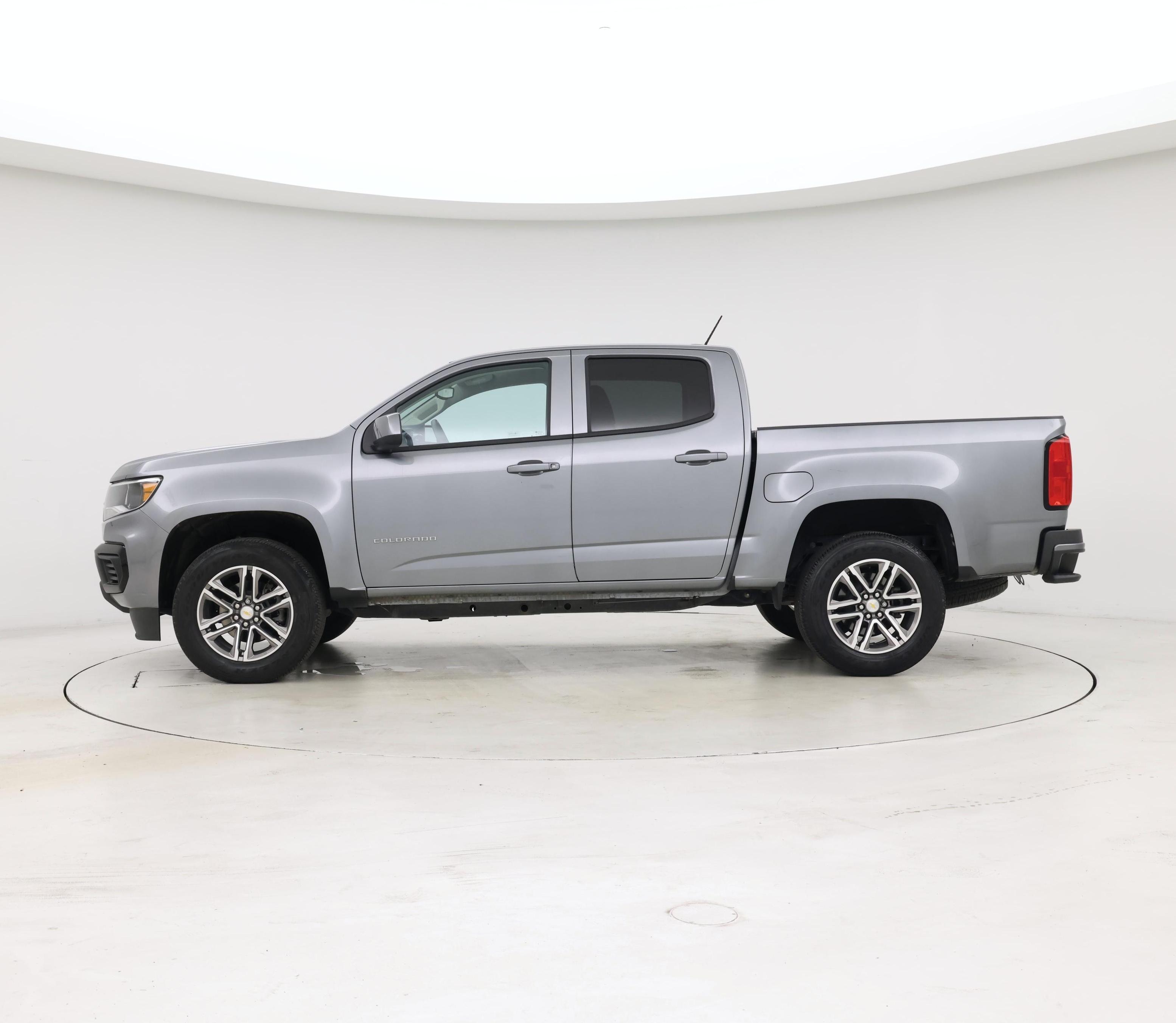 Thumbnail: 2022 Chevrolet Colorado - 3