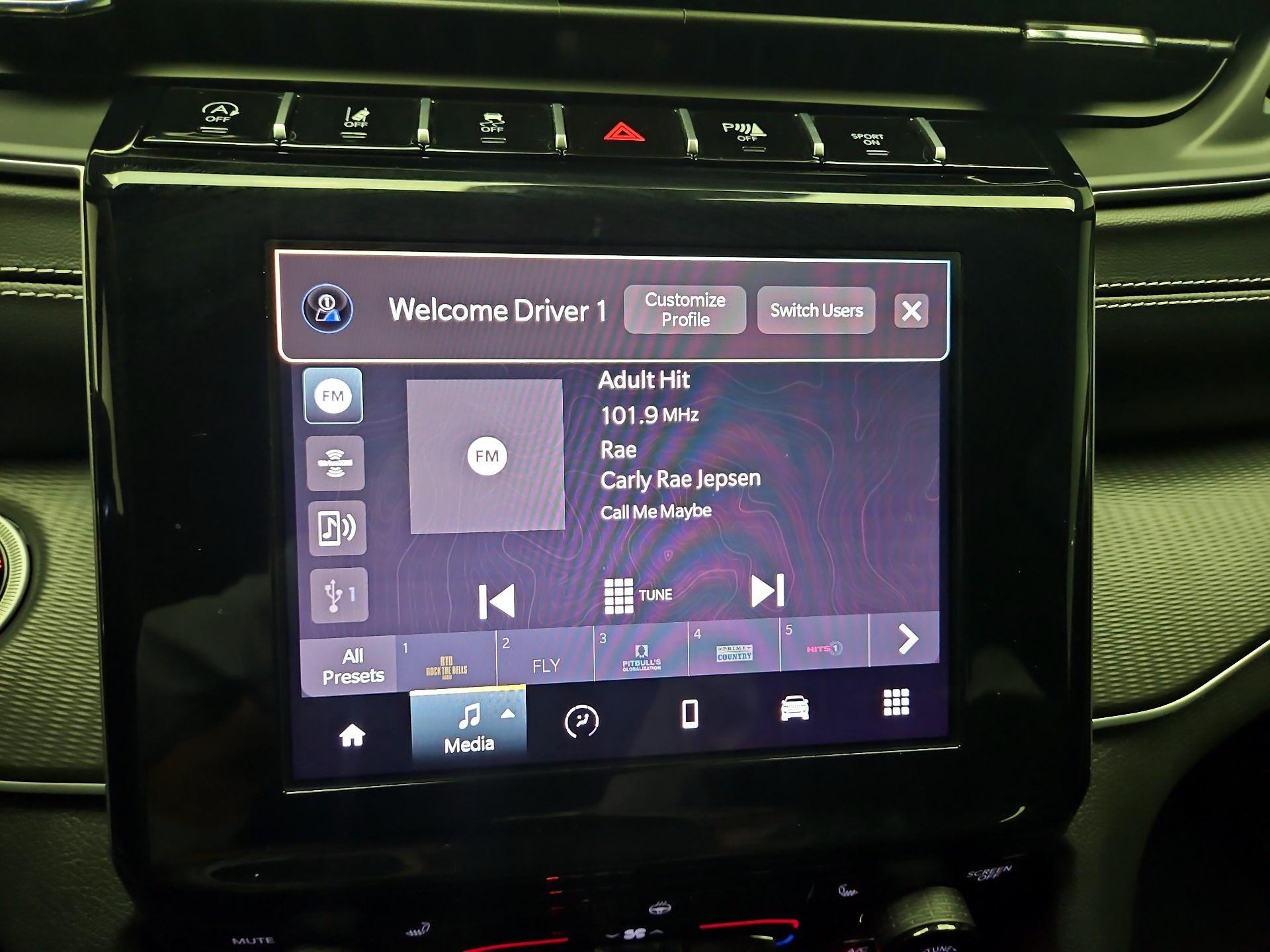 Thumbnail: 2024 Jeep Grand Cherokee - 13