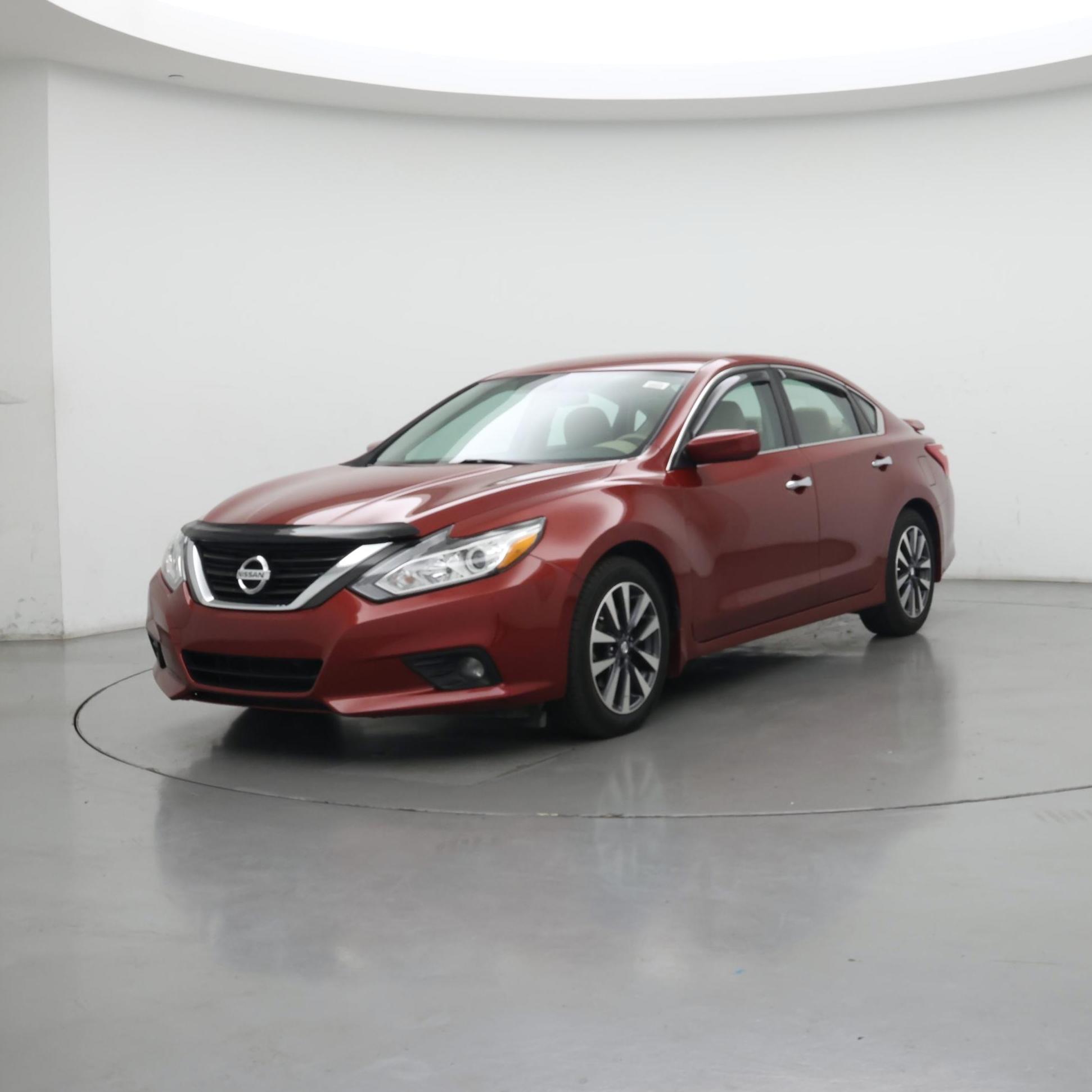 Thumbnail: 2016 Nissan Altima - 4