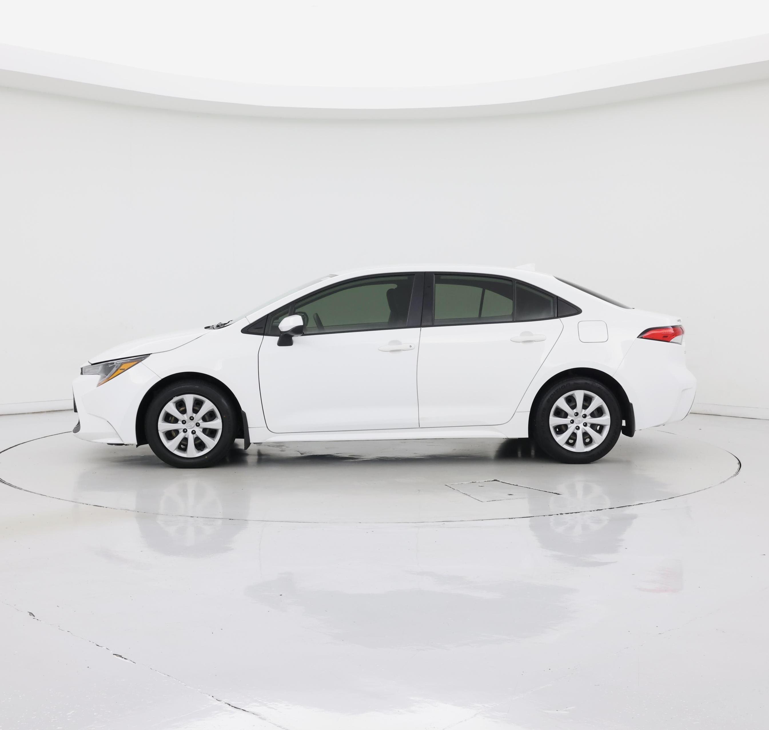 Thumbnail: 2022 Toyota Corolla - 3