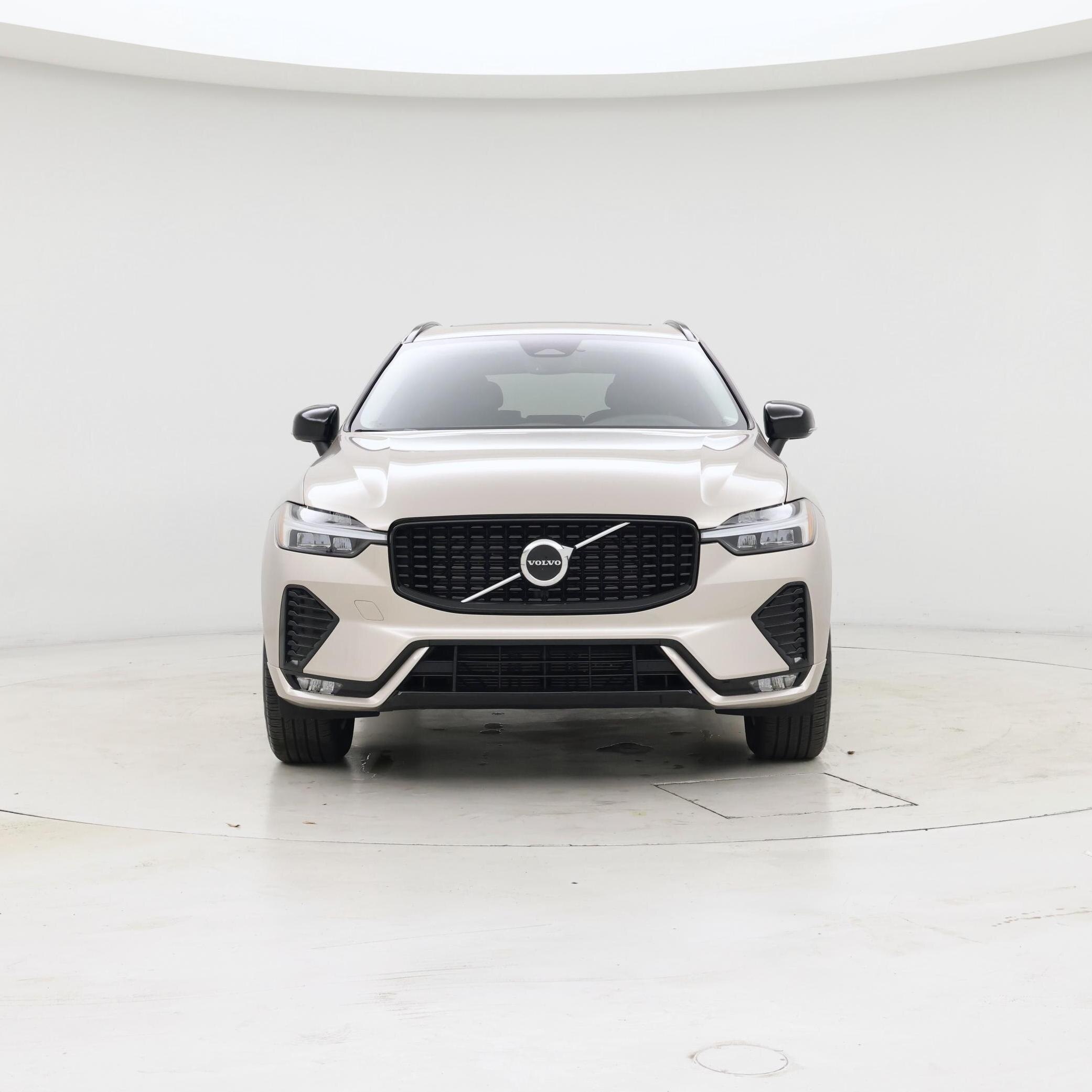 Thumbnail: 2025 Volvo XC60 - 5