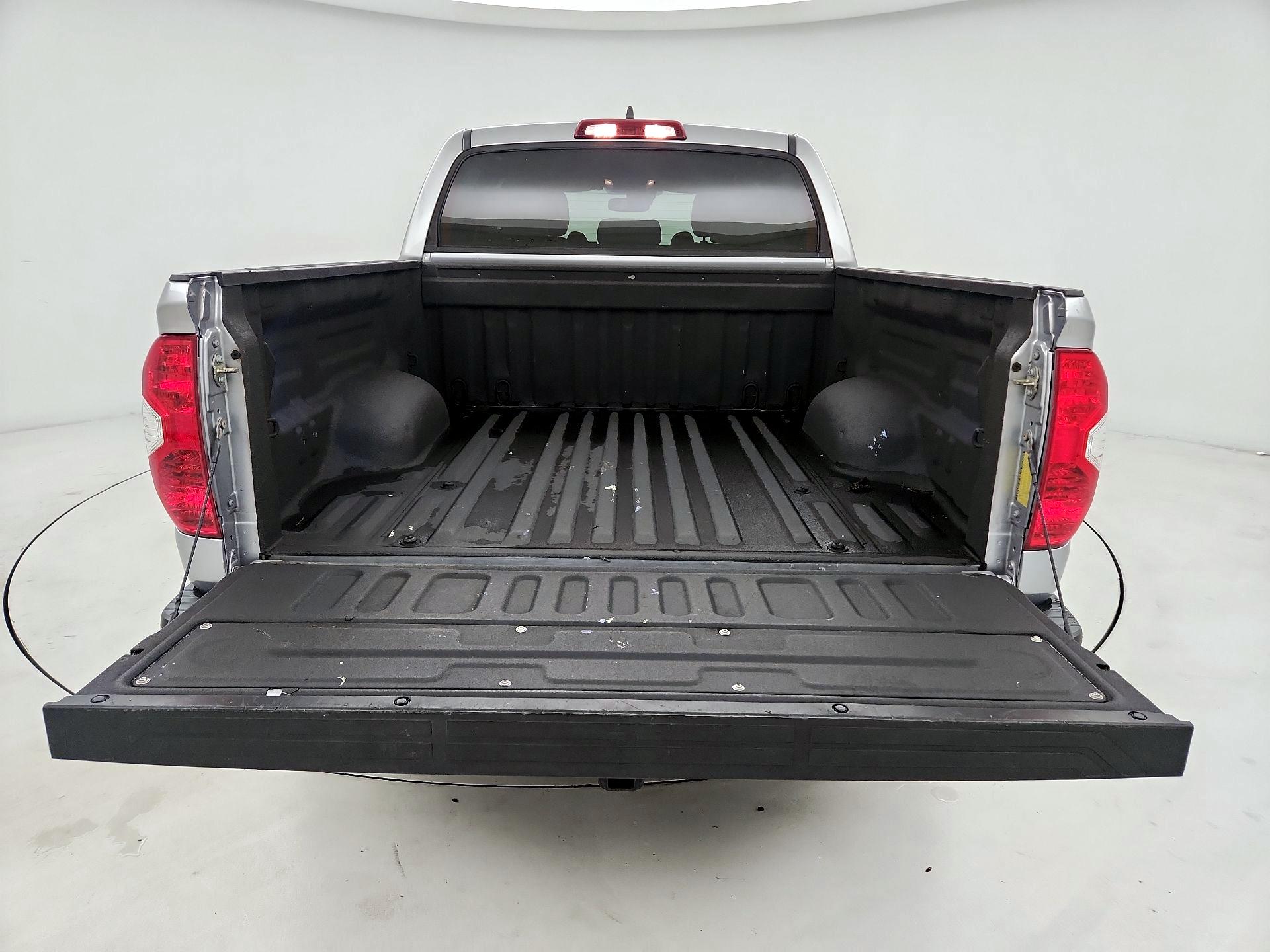 Thumbnail: 2020 Toyota Tundra - 20