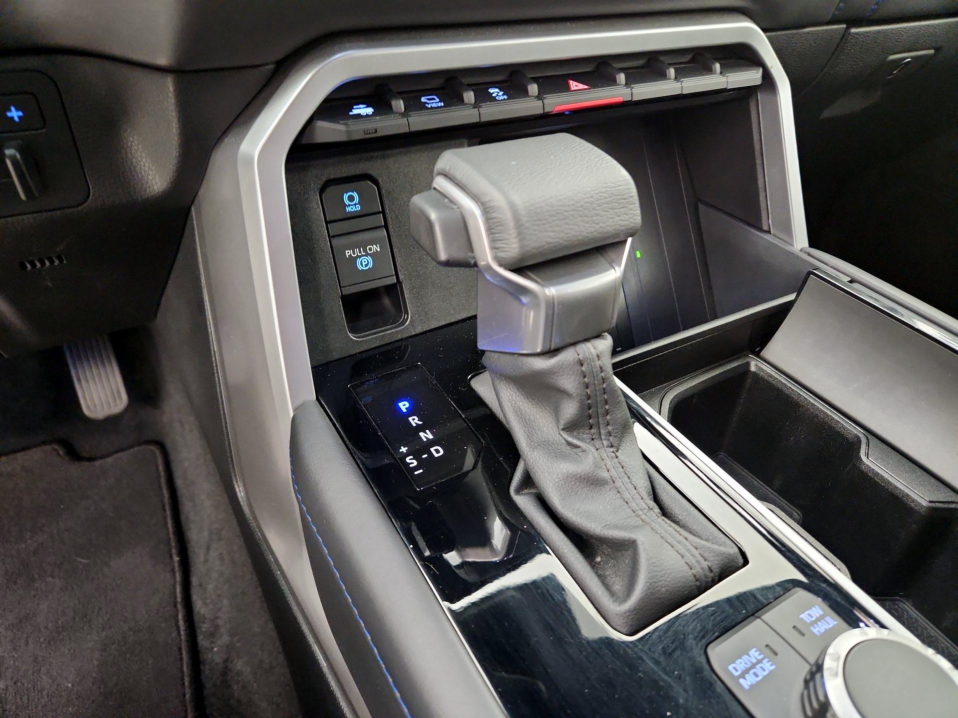 Thumbnail: 2024 Toyota Sequoia - 15