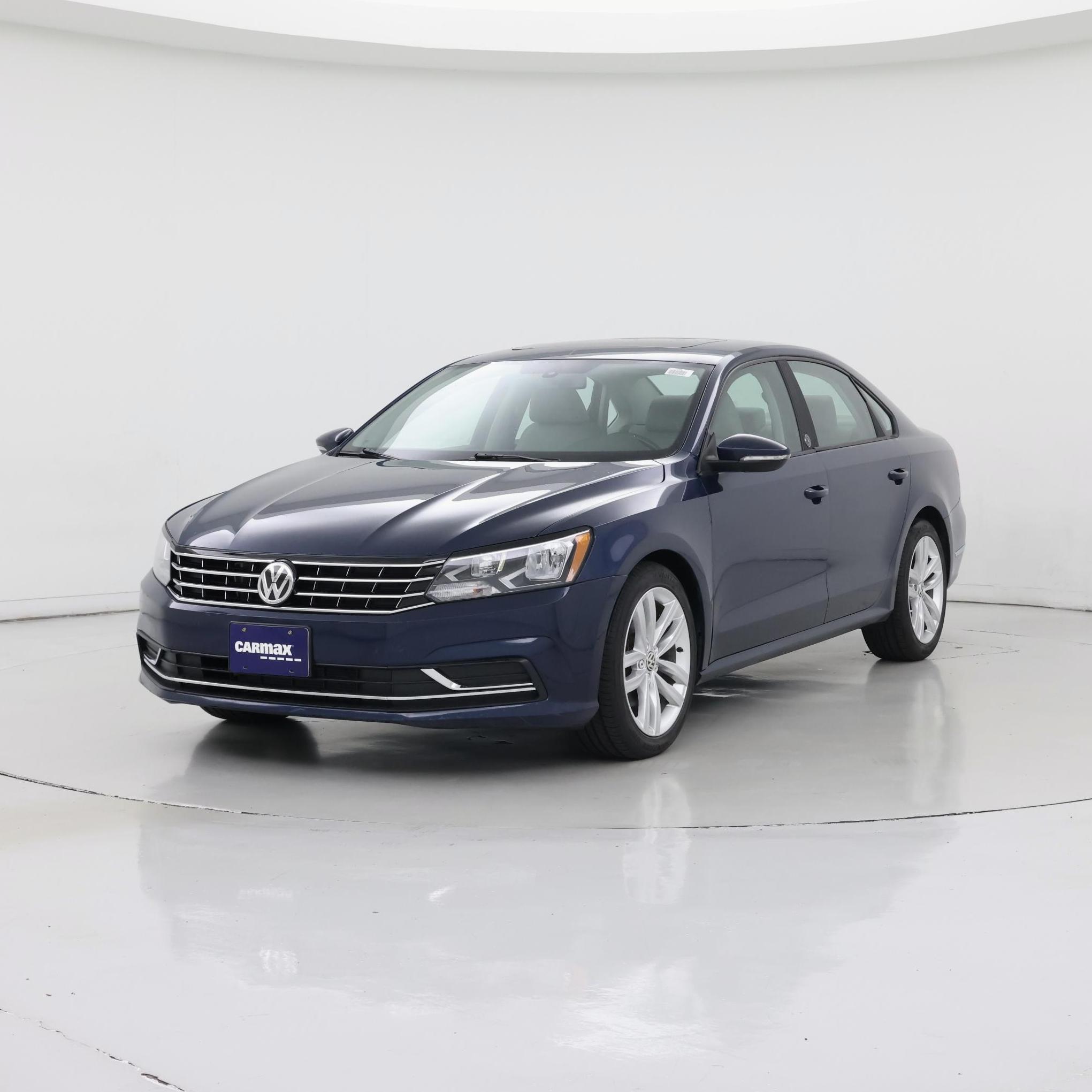 Thumbnail: 2019 Volkswagen Passat - 4