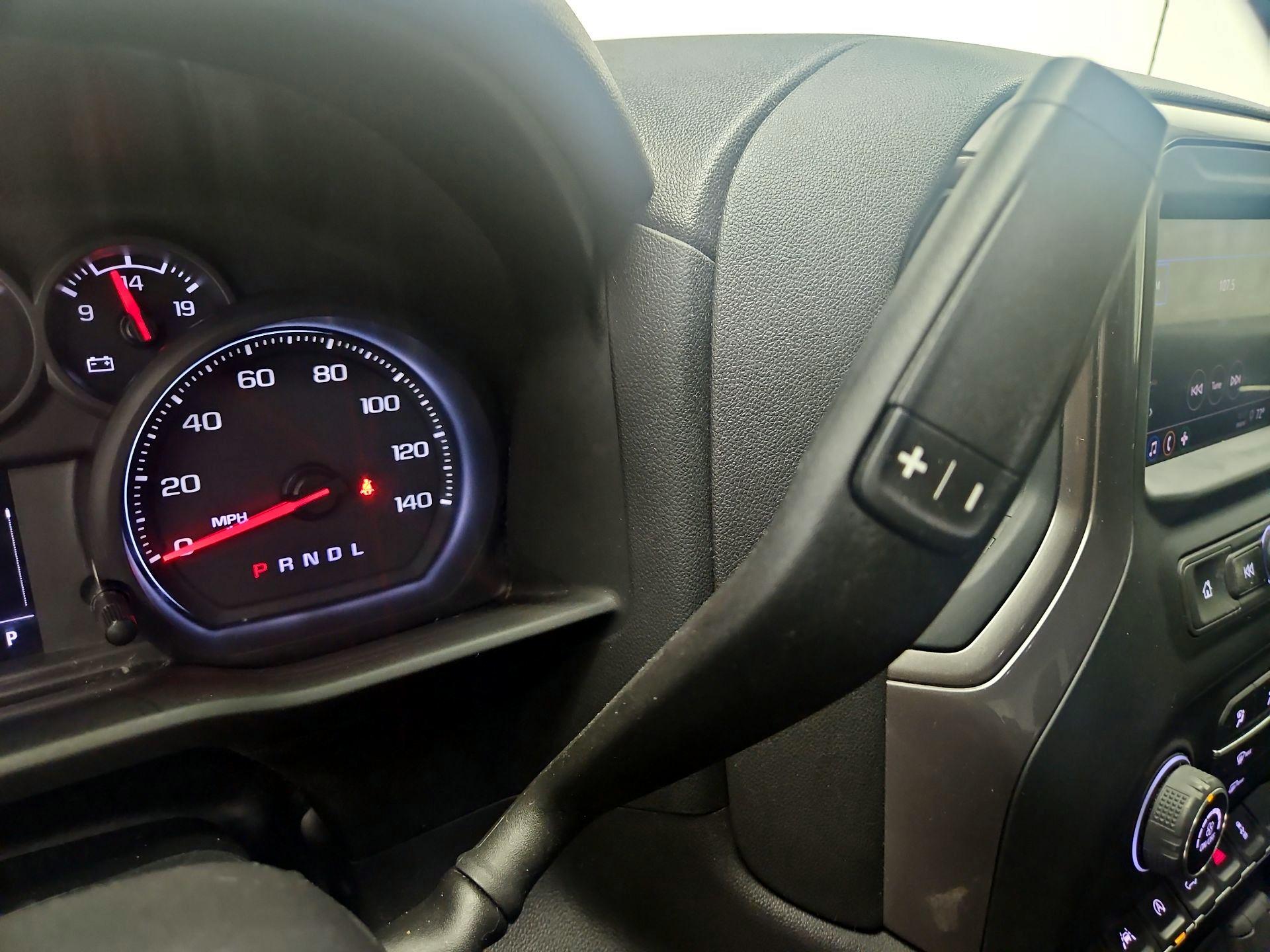 Thumbnail: 2023 Chevrolet Silverado 1500 - 17